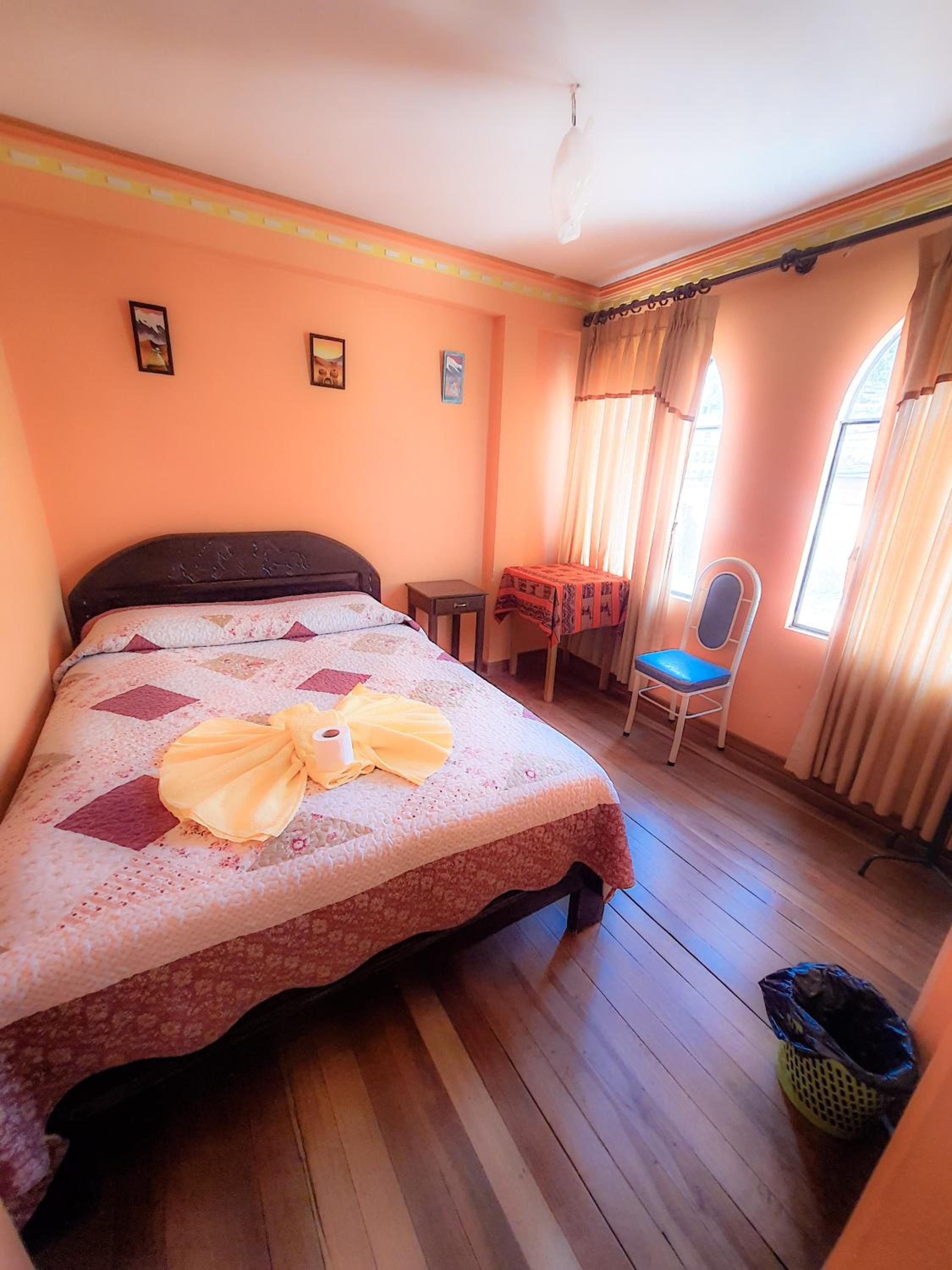 HOSTAL Luz YHOBIMAR