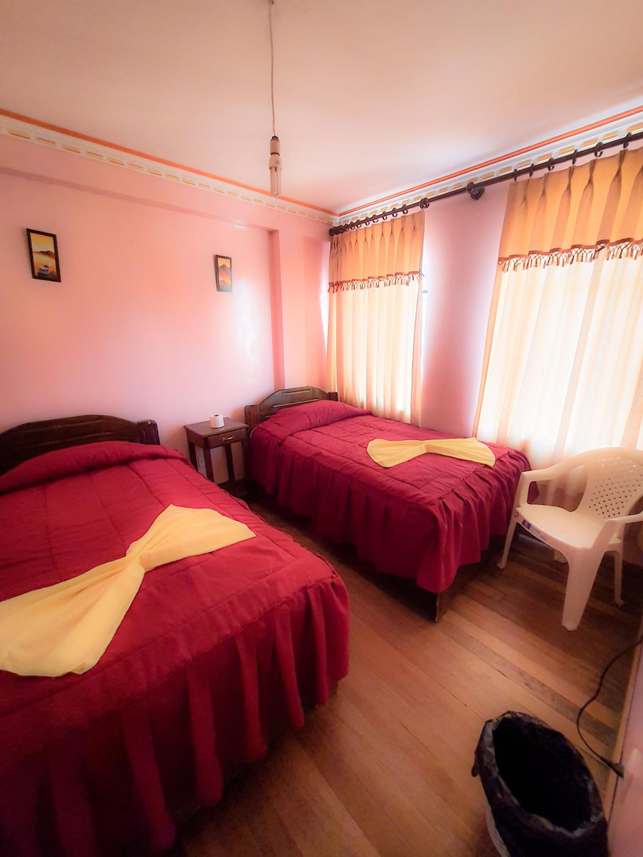 HOSTAL Luz YHOBIMAR