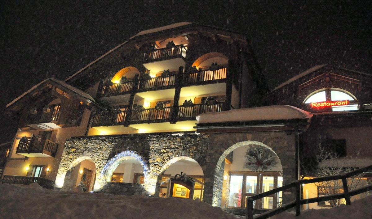 hotel building