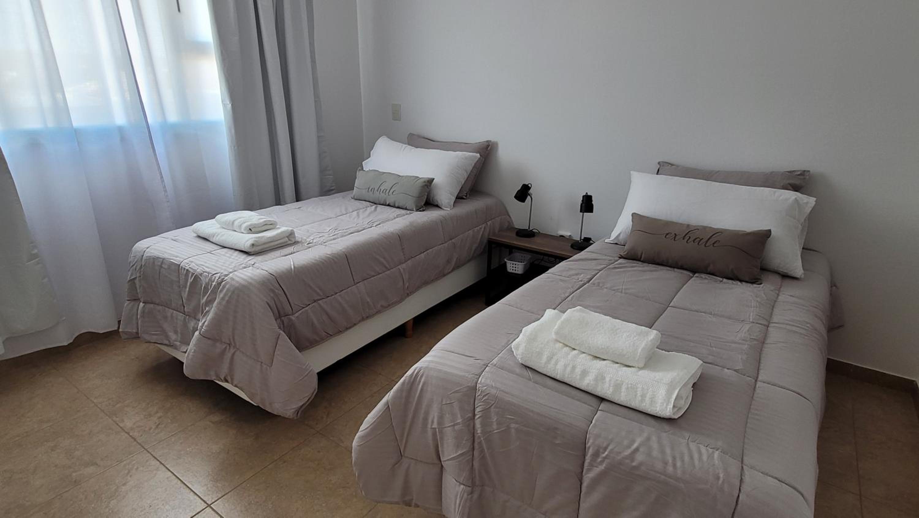 Linea Recta Sur- Aguila Mora, departamento amplio de 3 dormitorios a pasos del mar