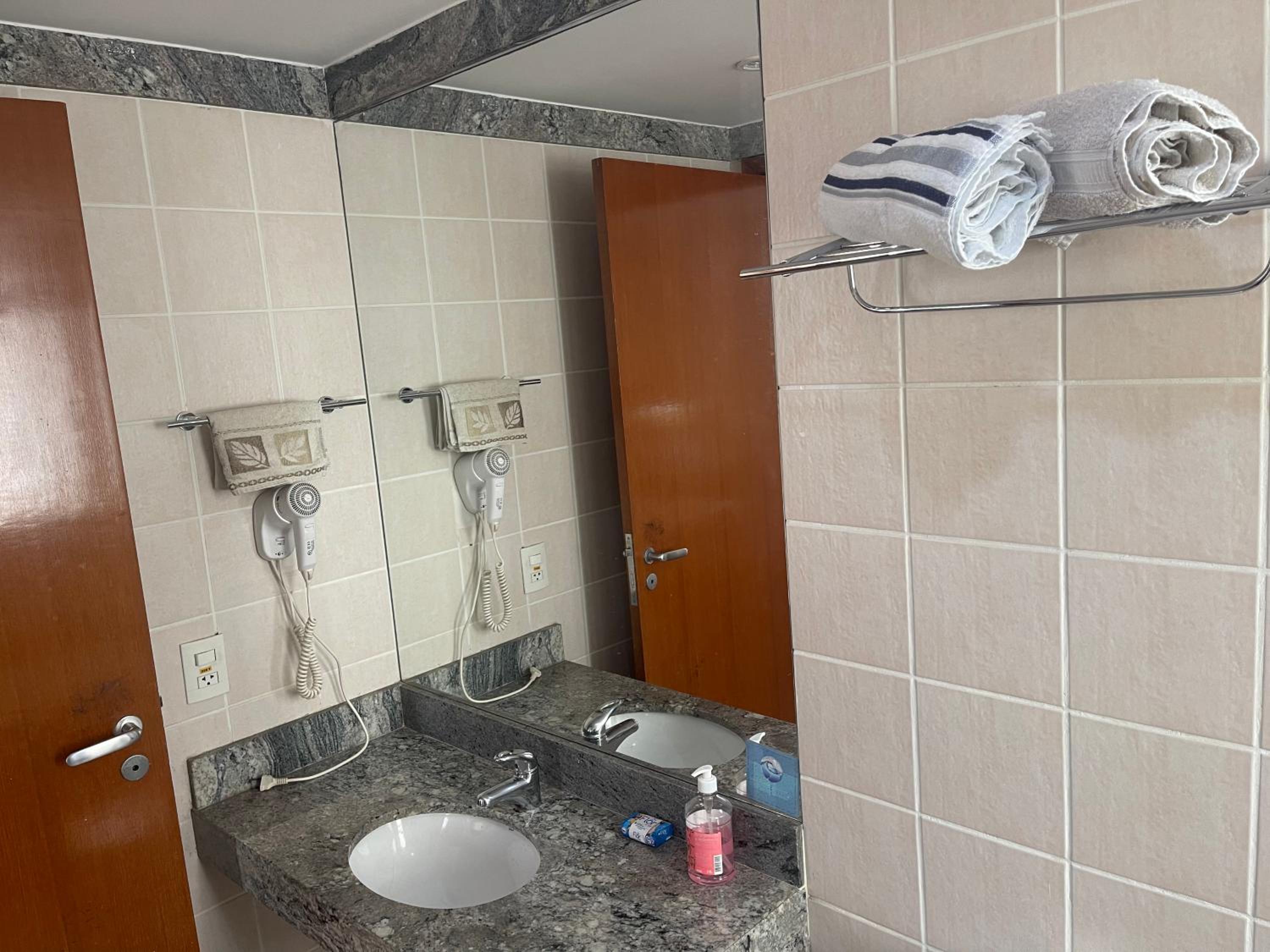 PROMOÇÃO EXECUTIVA COM BANHEIRA E FLATS SEM BANHEIRA- Melhor Hotel De Taguatinga