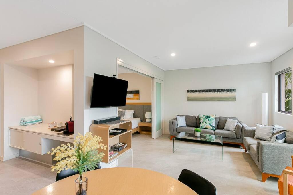 Peppers Plunge Pool Perfection 2br spa suite