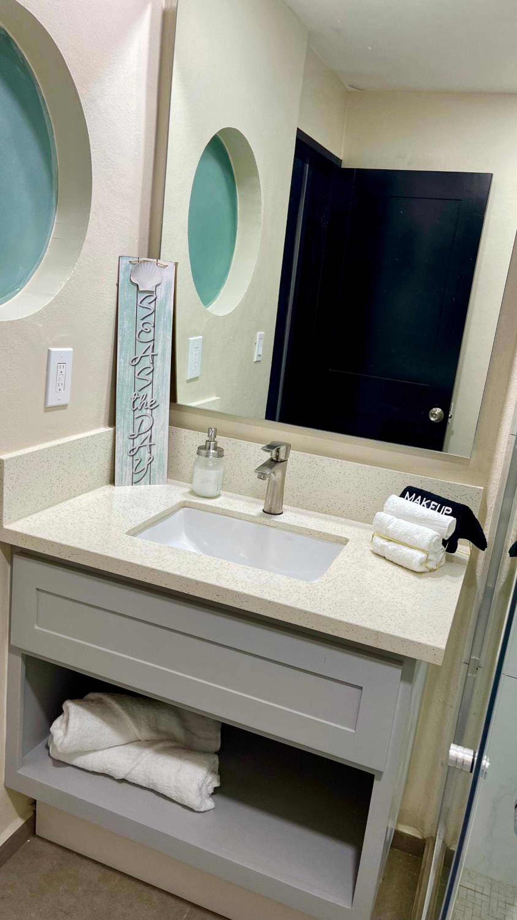 Luxury Condo Downtown Rosarito