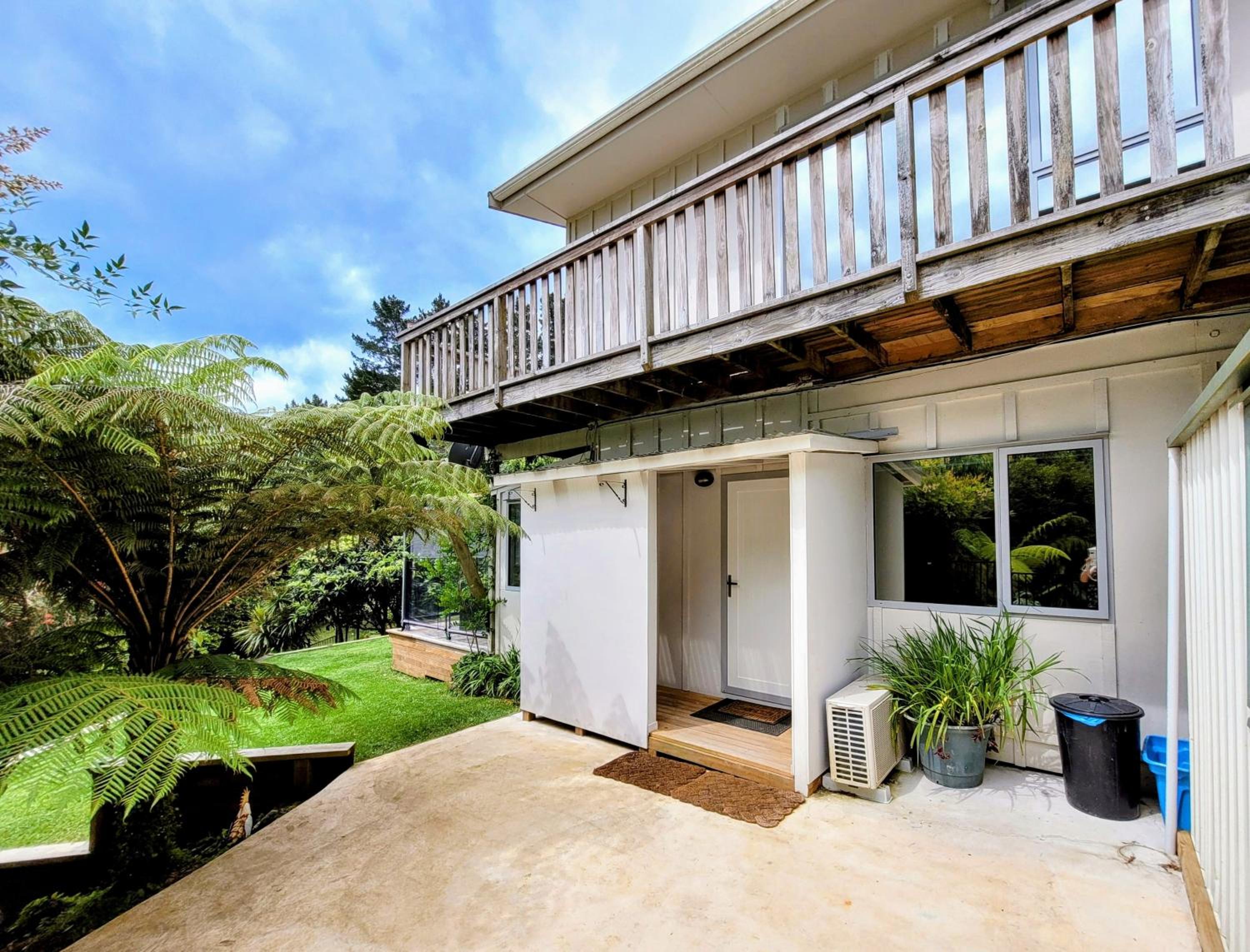 Garden Bliss & Bird Sanctuary in Paihia Estuary view 4