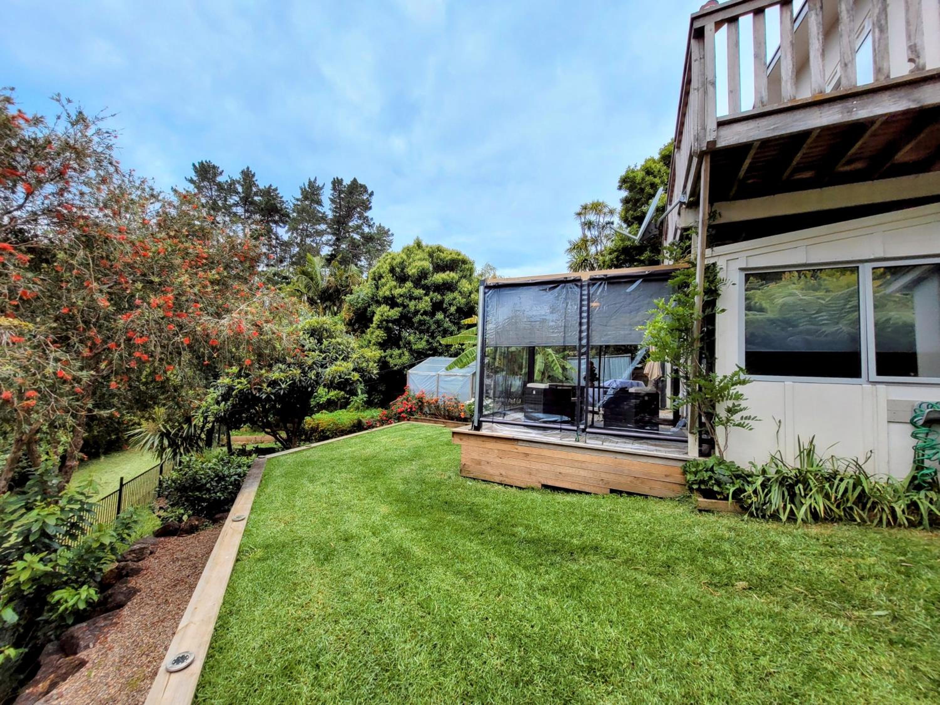 Garden Bliss & Bird Sanctuary in Paihia Estuary view 5