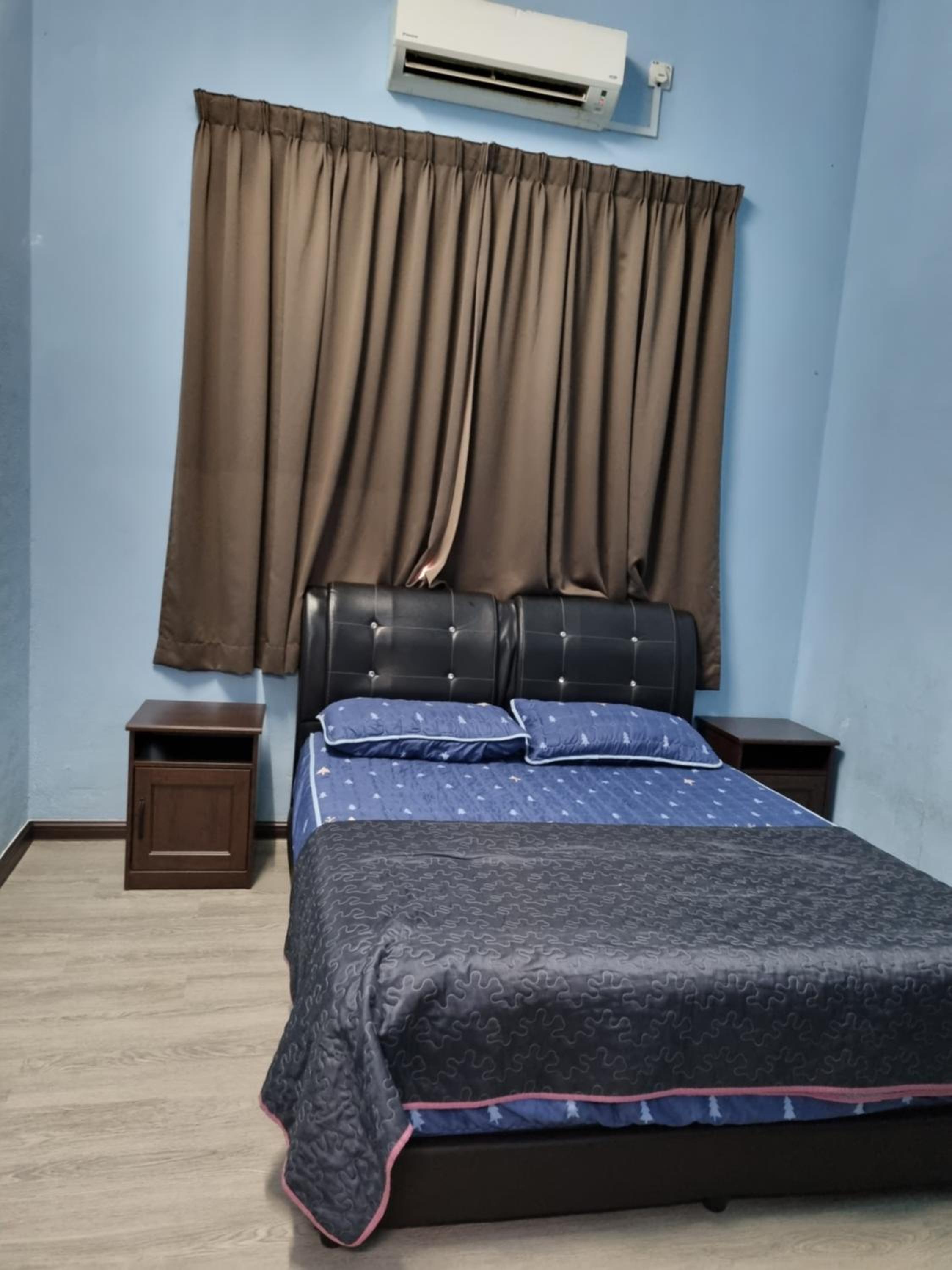 E.R. BUDGET INN photo 7
