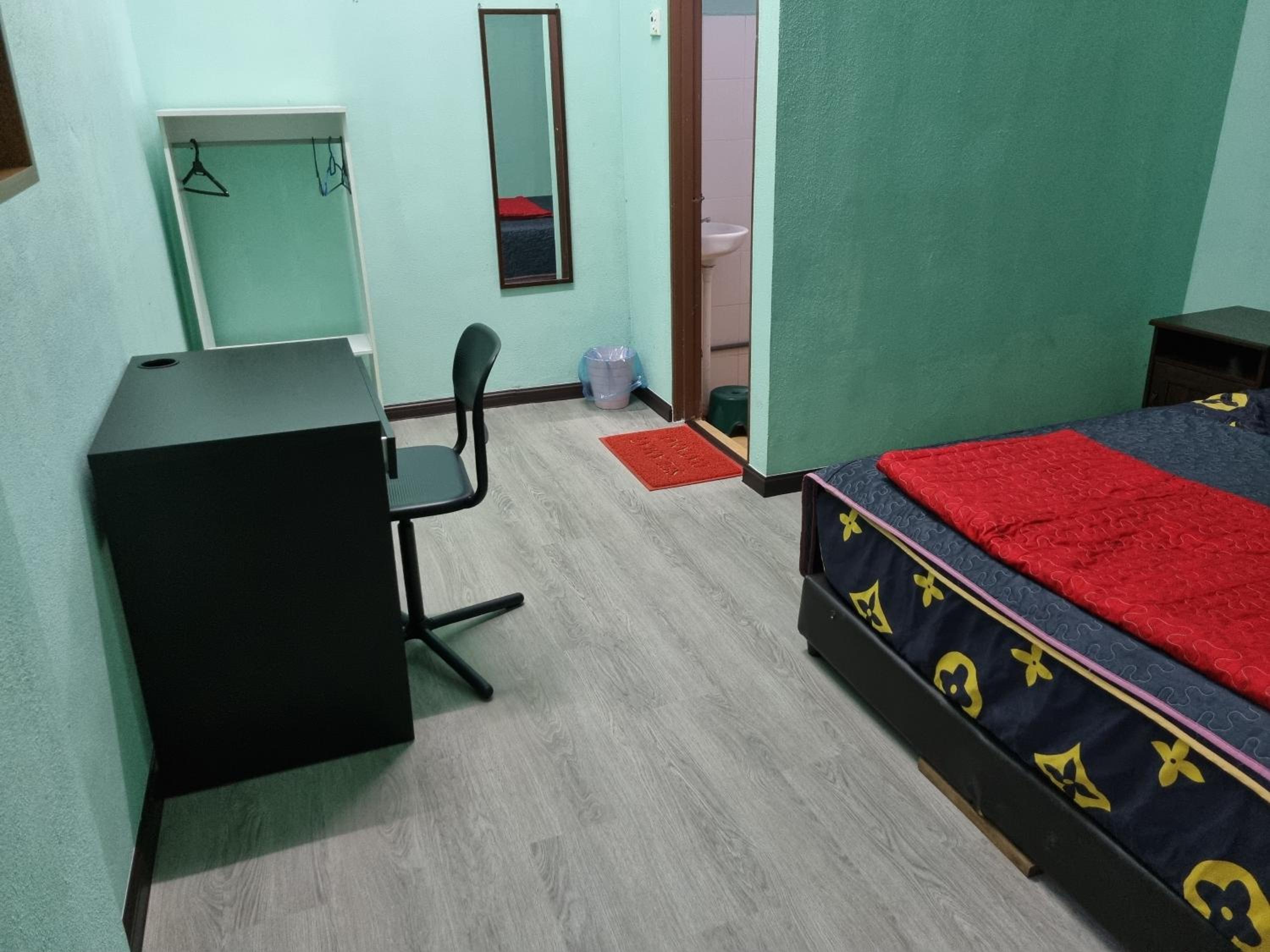 E.R. BUDGET INN photo 8