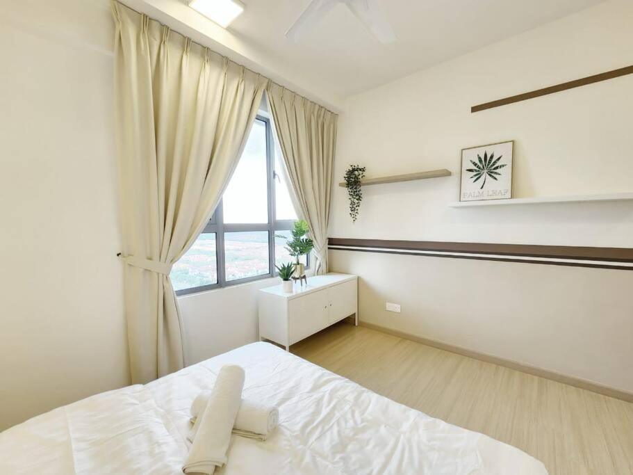 5 Min to GM Klang/1-5 Pax/Modern Design /Netflix photo 3
