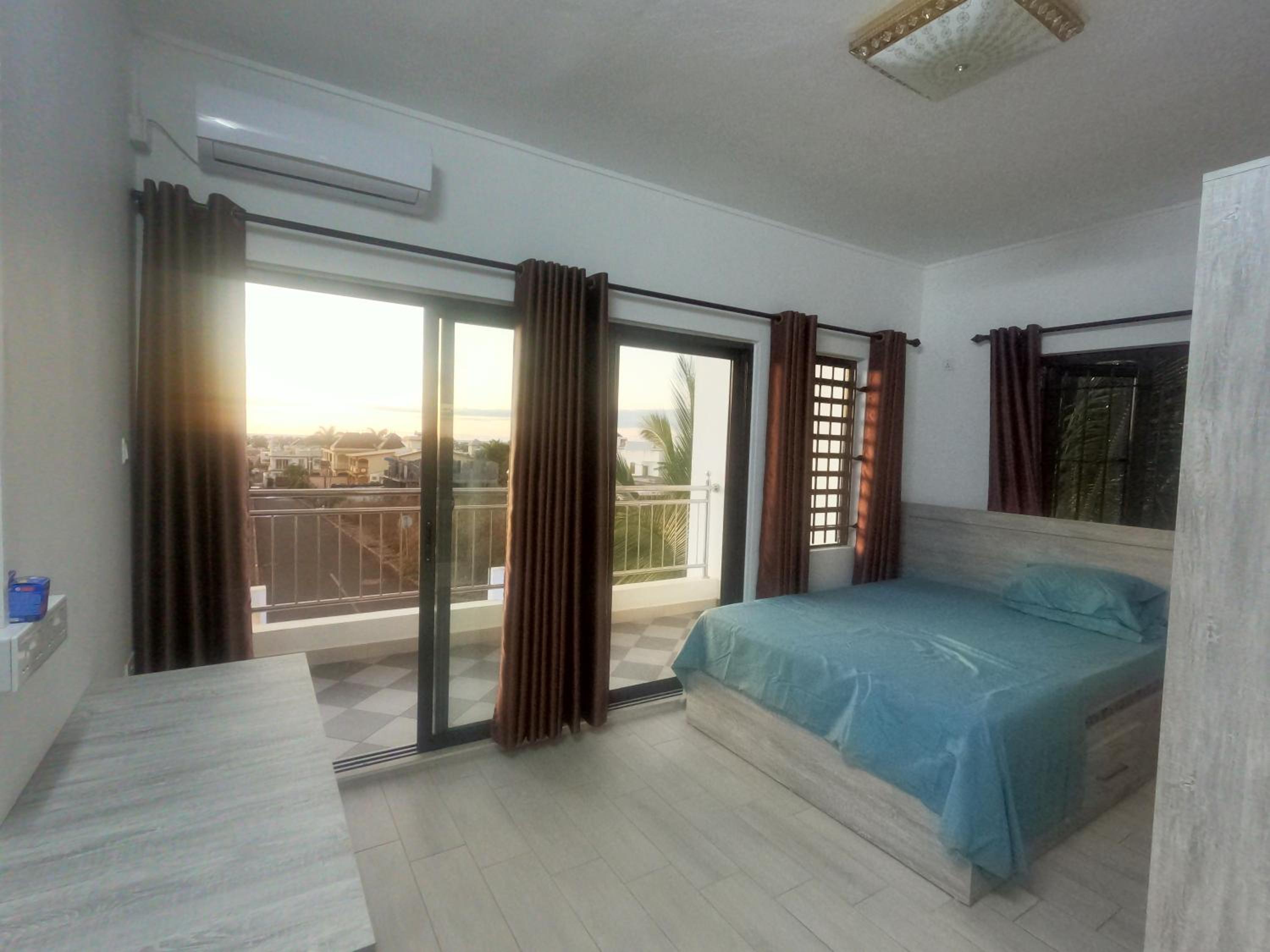 3 Bedroom Family Pool Villa Flic-en-Flac Beach view 3