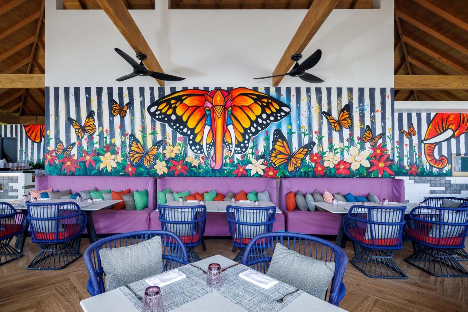 Hard Rock Hotel Maldives — 25