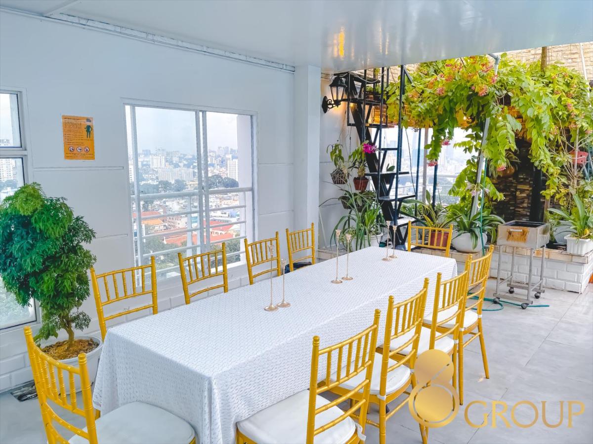 White Penthouse - Rooftop Pool Private - Central City