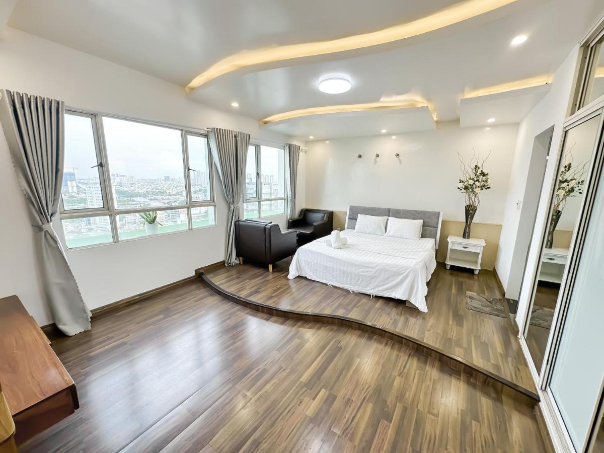 White Penthouse - Rooftop Pool Private - Central City