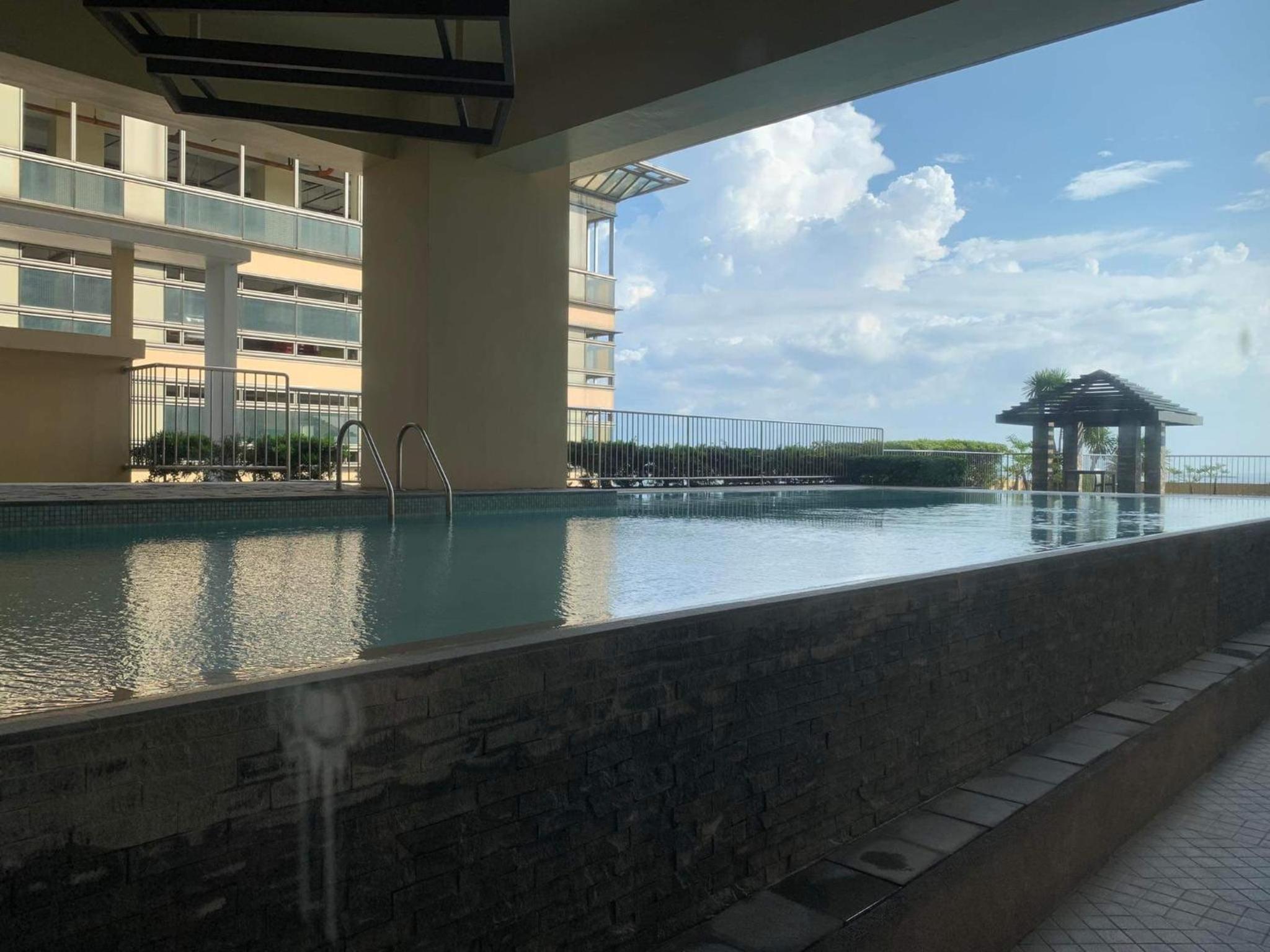 Grand Riviera Suites, US Embassy Comfy, Affordable Studio in Roxas Blvd, Ermita Manila
