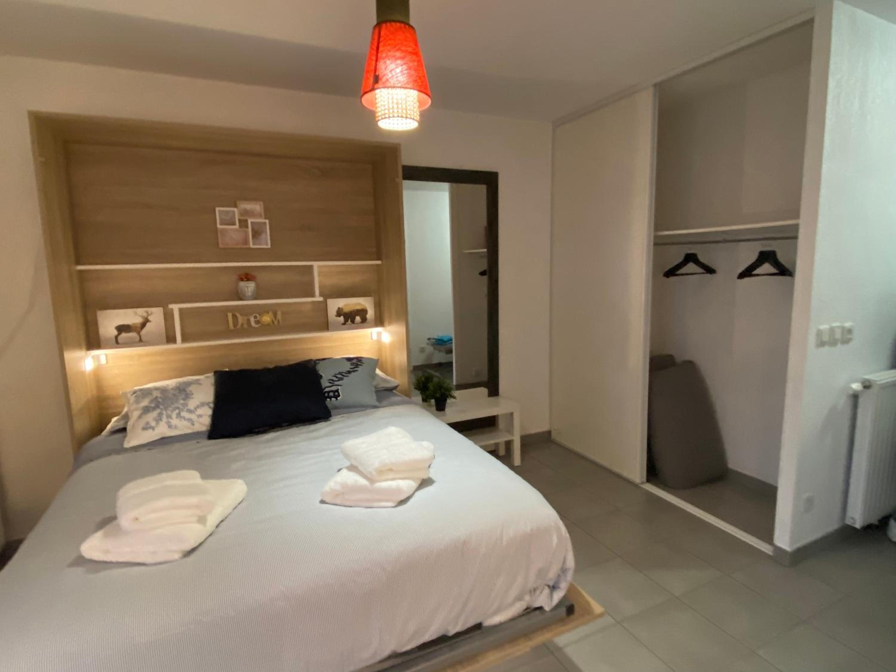 Studio Chic Little Bohême proche hôpitaux, 15 mn du centre