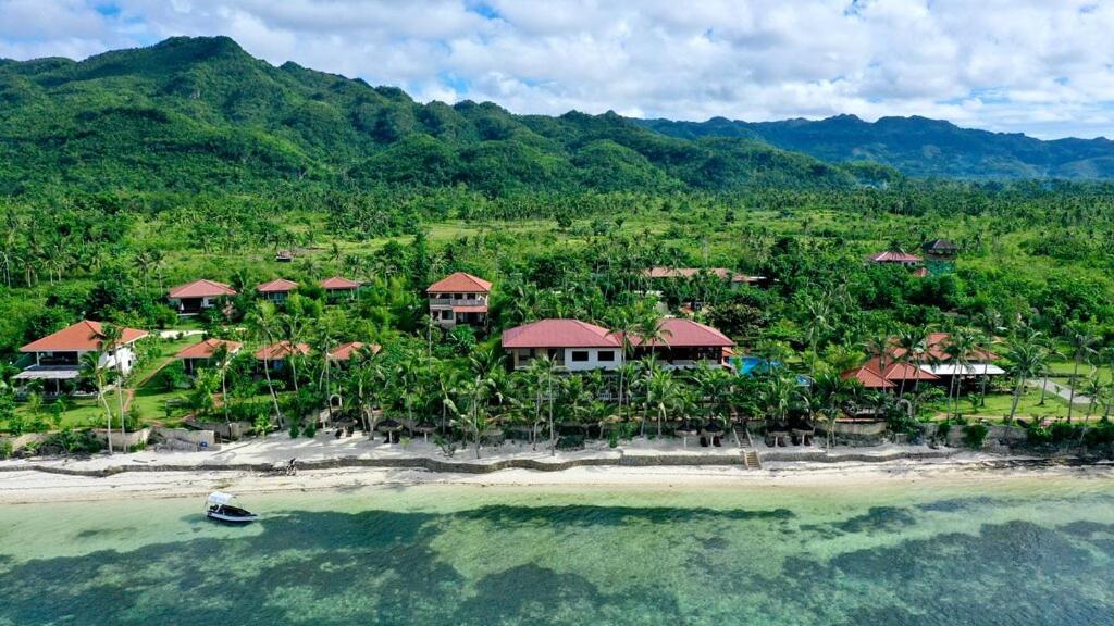 Island View Beachfront Resort