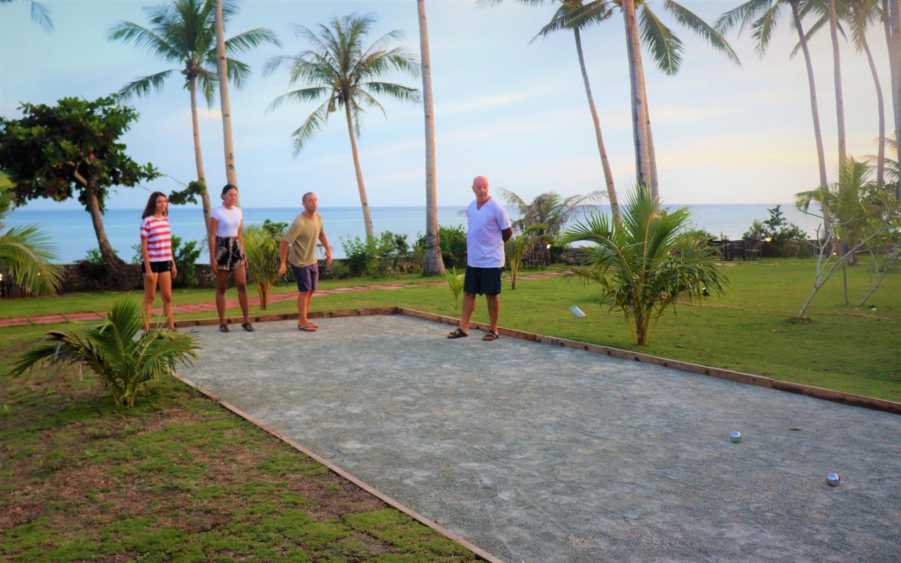 Island View Beachfront Resort