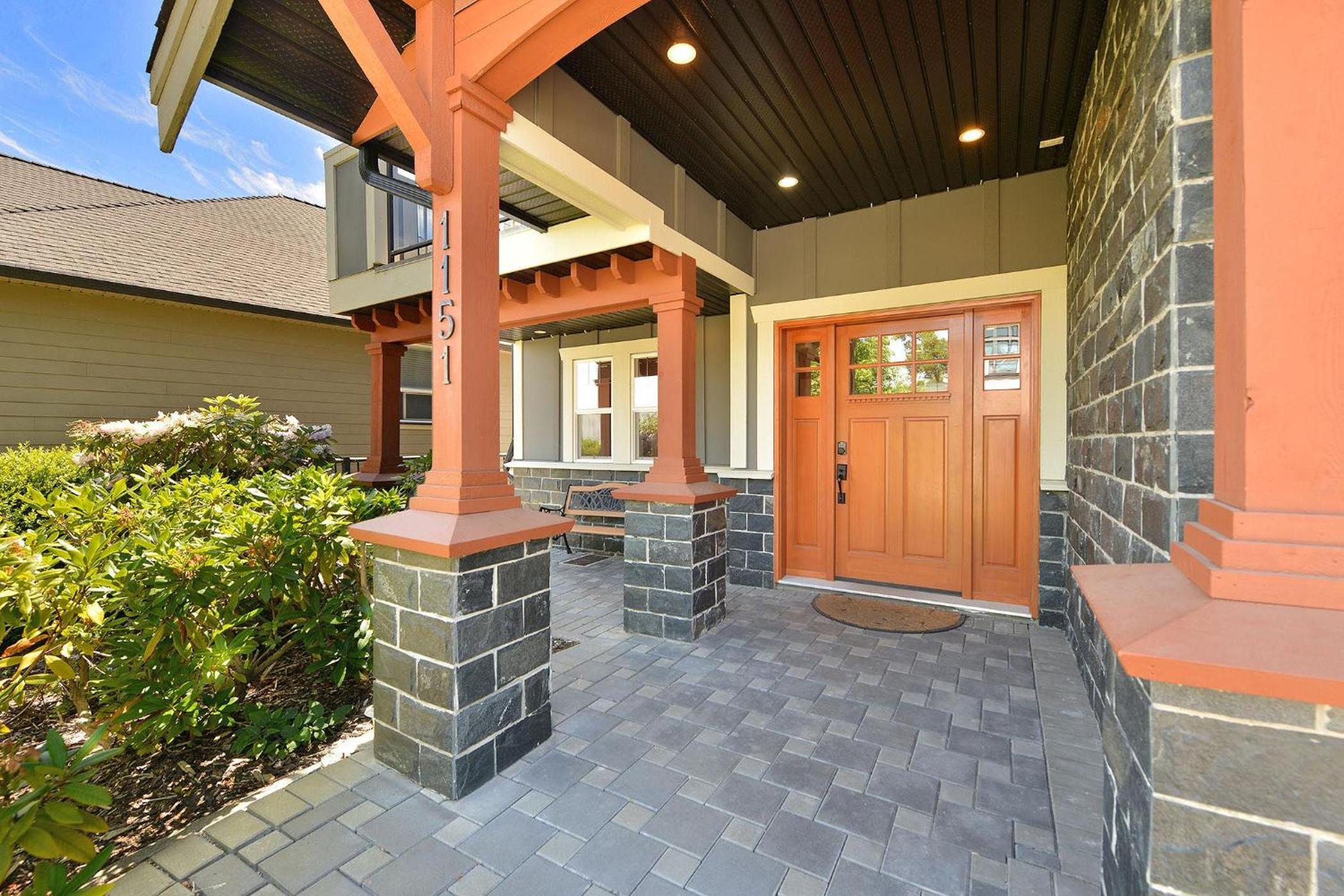 Nature's Gate Executive Estate by EMR Vacation Rentals