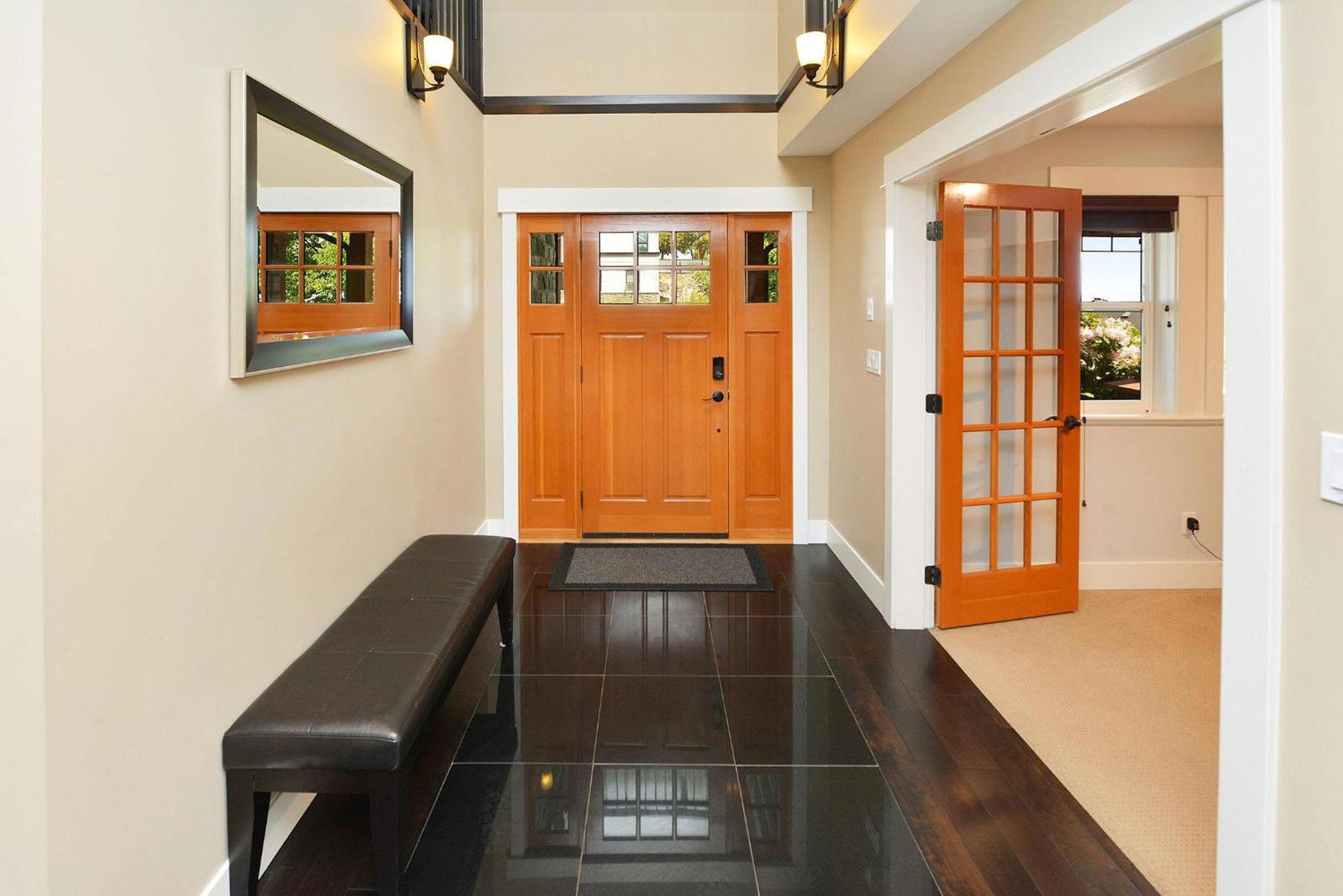 Nature's Gate Executive Estate by EMR Vacation Rentals