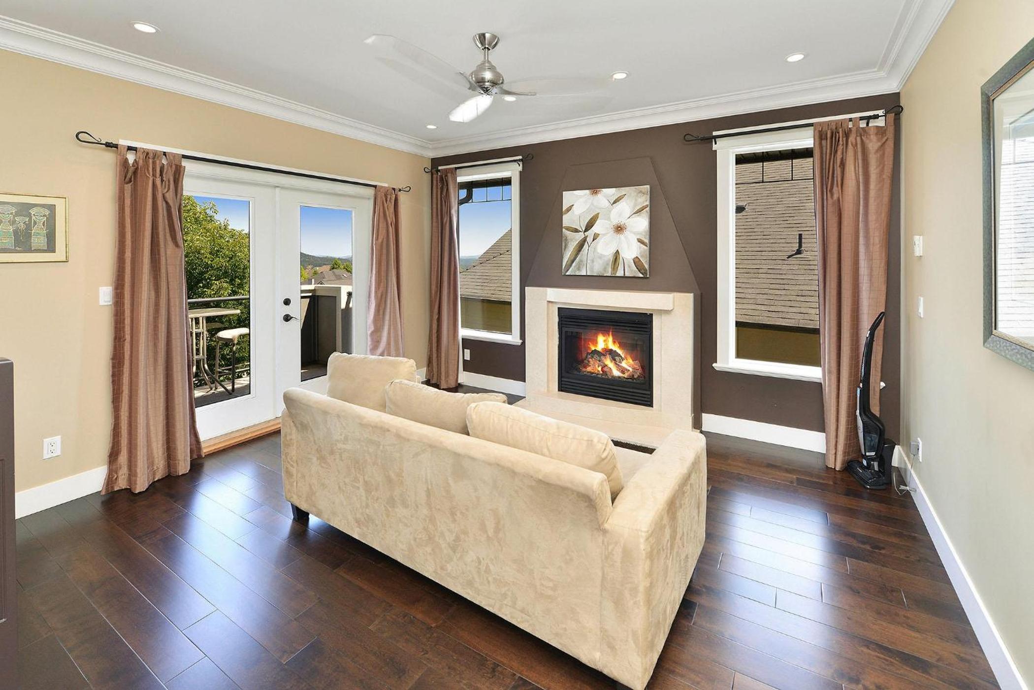 Nature's Gate Executive Estate by EMR Vacation Rentals