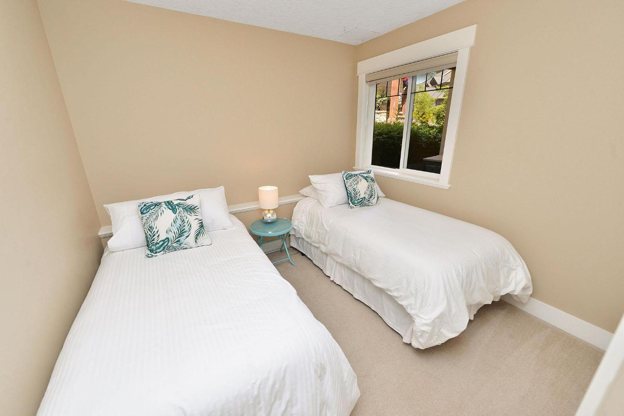 Nature's Gate Executive Estate by EMR Vacation Rentals
