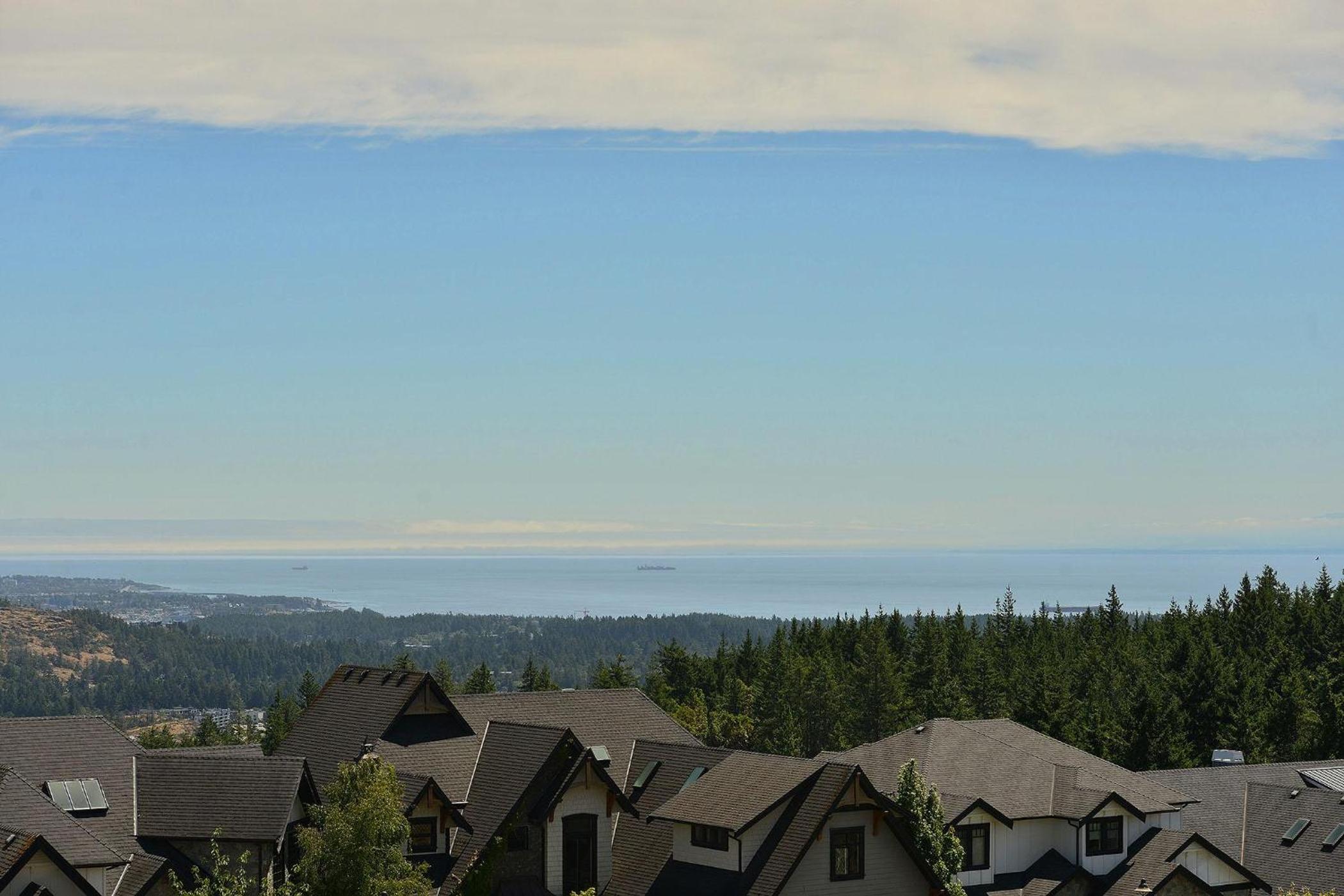 Nature's Gate Executive Estate by EMR Vacation Rentals