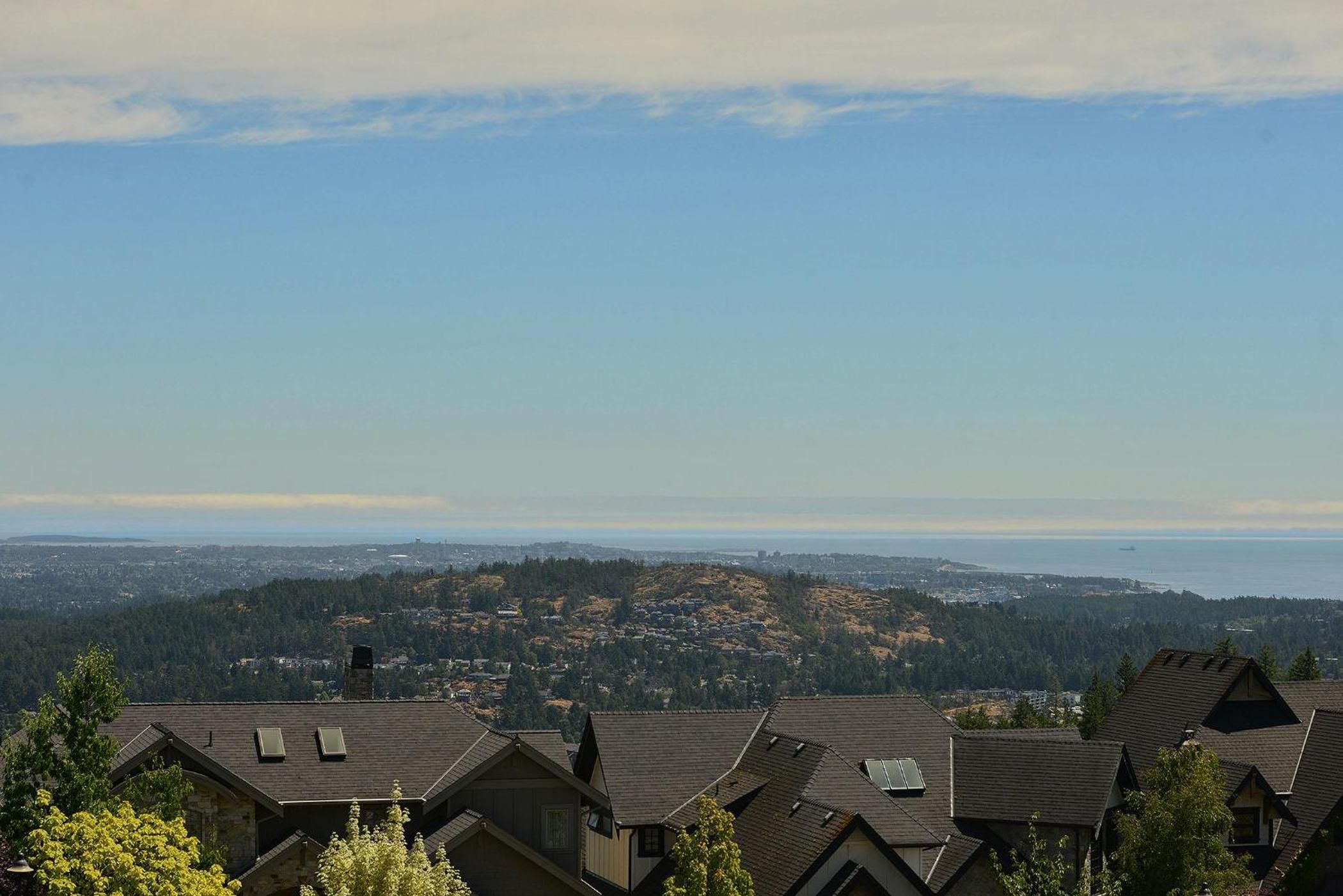 Nature's Gate Executive Estate by EMR Vacation Rentals