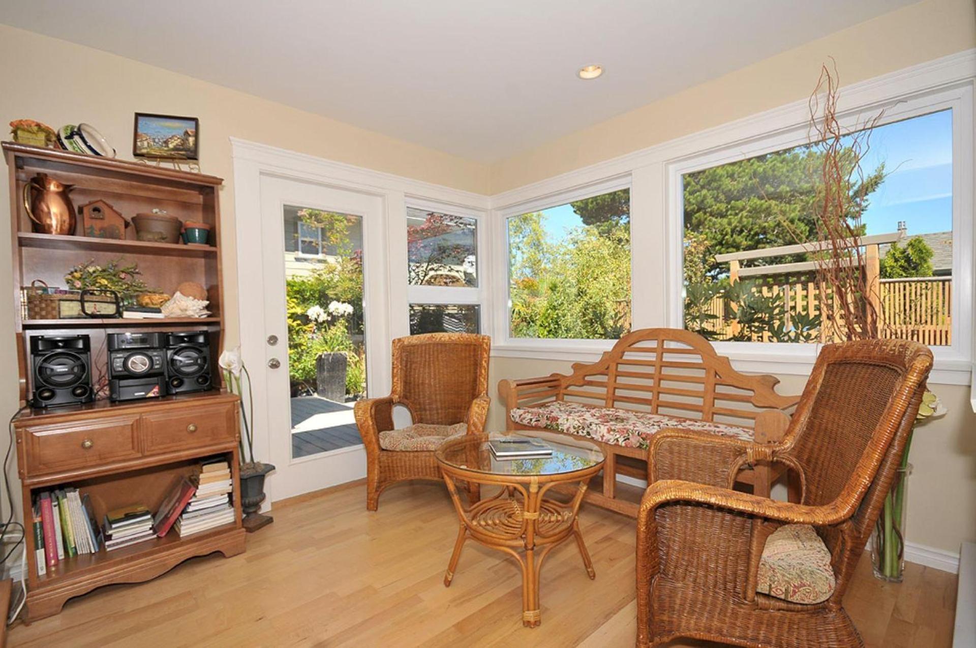 Heron View Cottage by EMR Vacation Rentals
