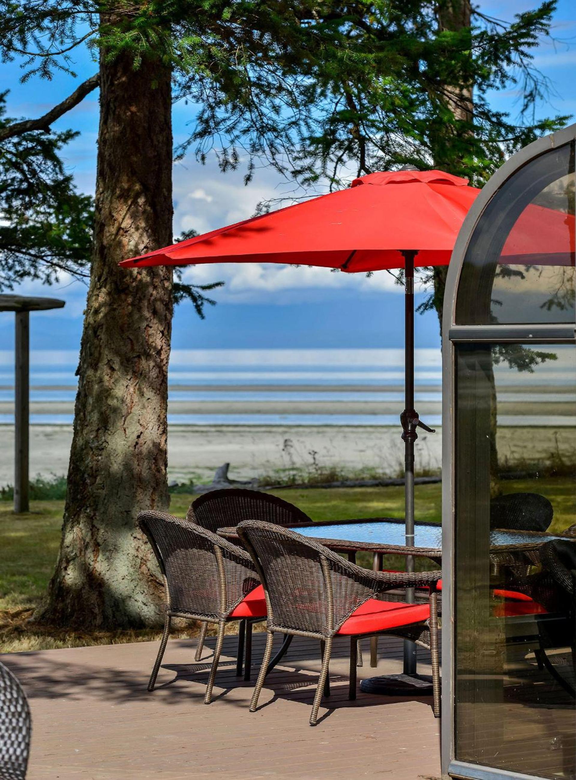 Kye Bay Beach House by EMR Vacation Rentals