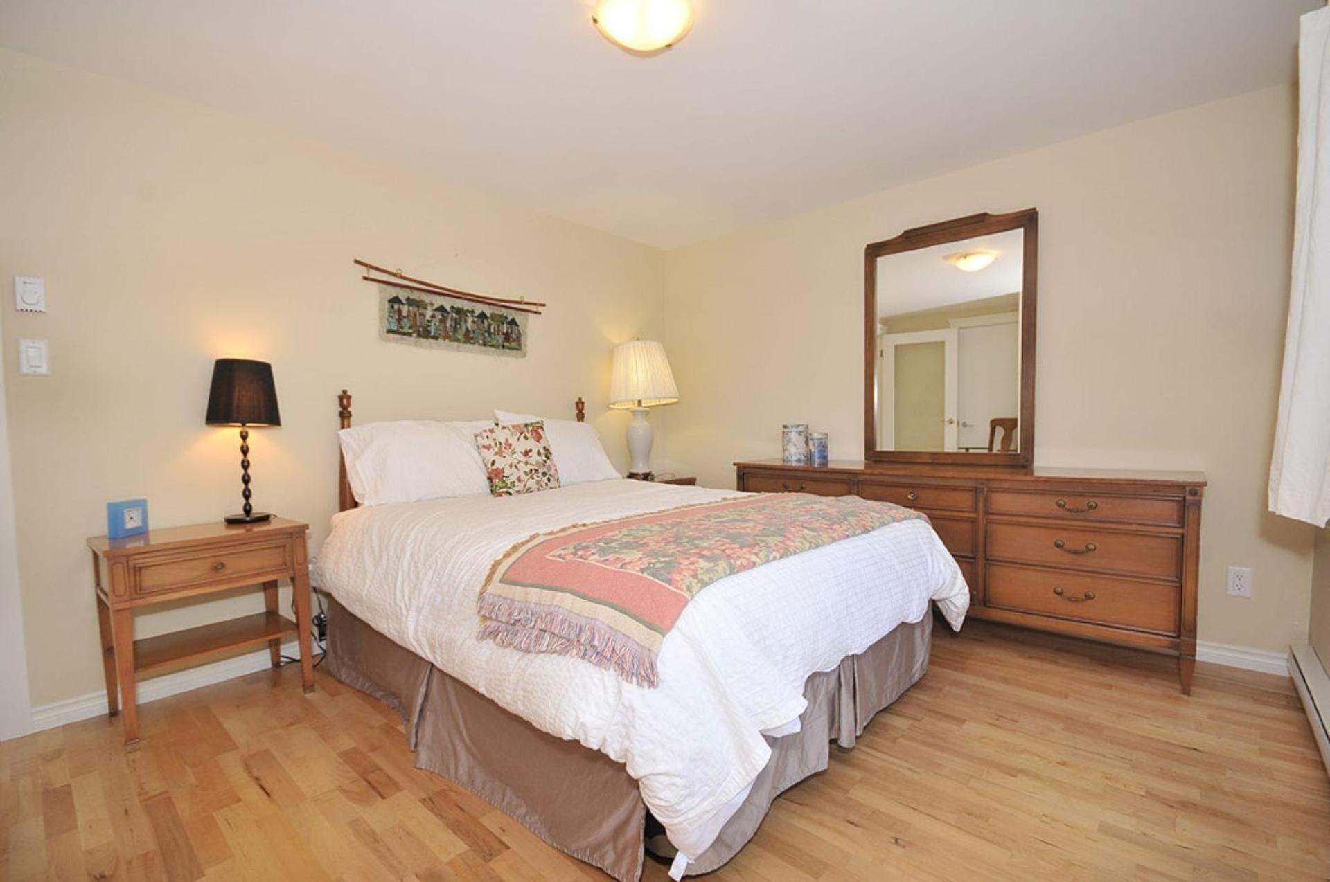 Heron View Cottage by EMR Vacation Rentals