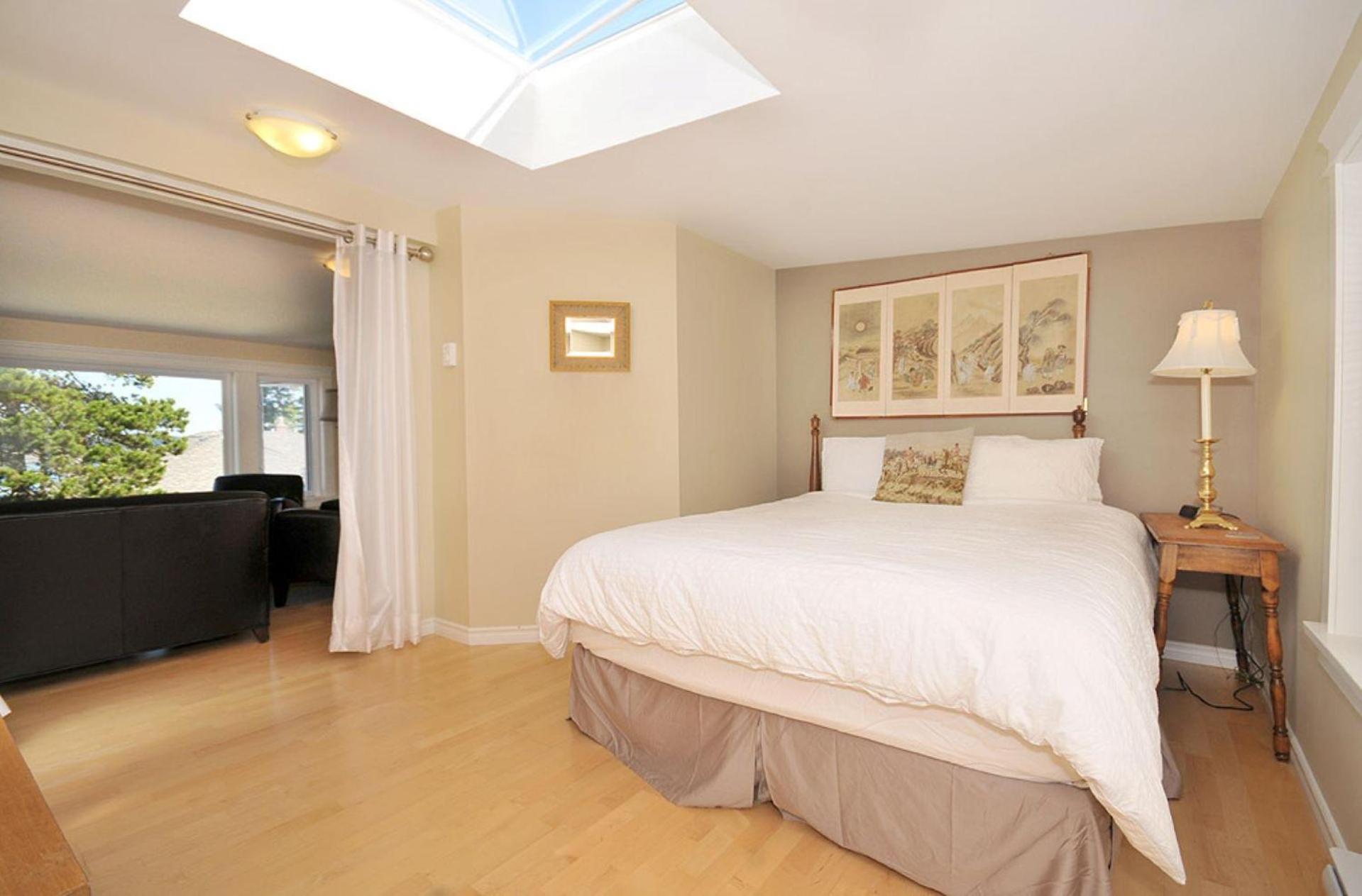 Heron View Cottage by EMR Vacation Rentals
