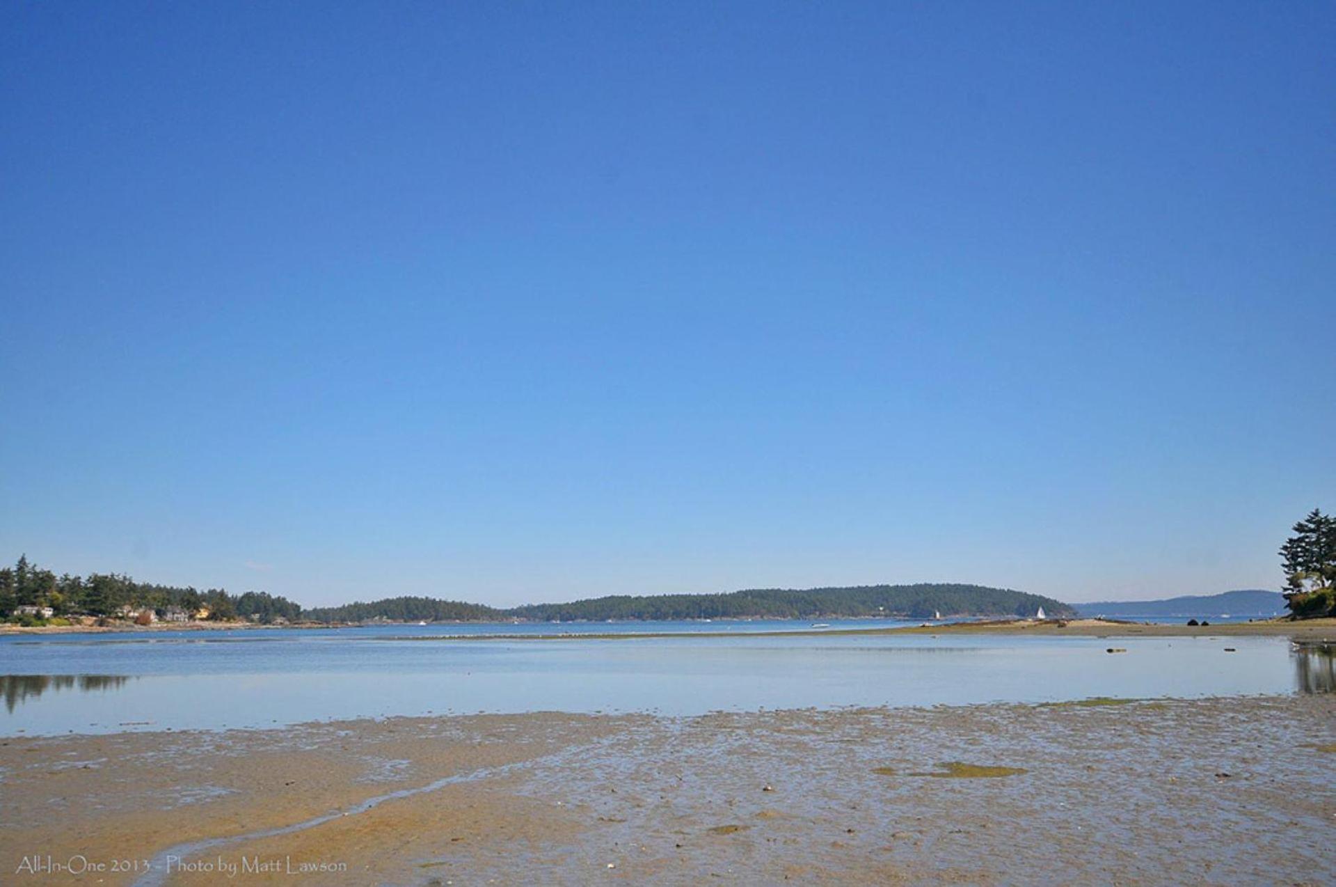 Heron View Cottage by EMR Vacation Rentals