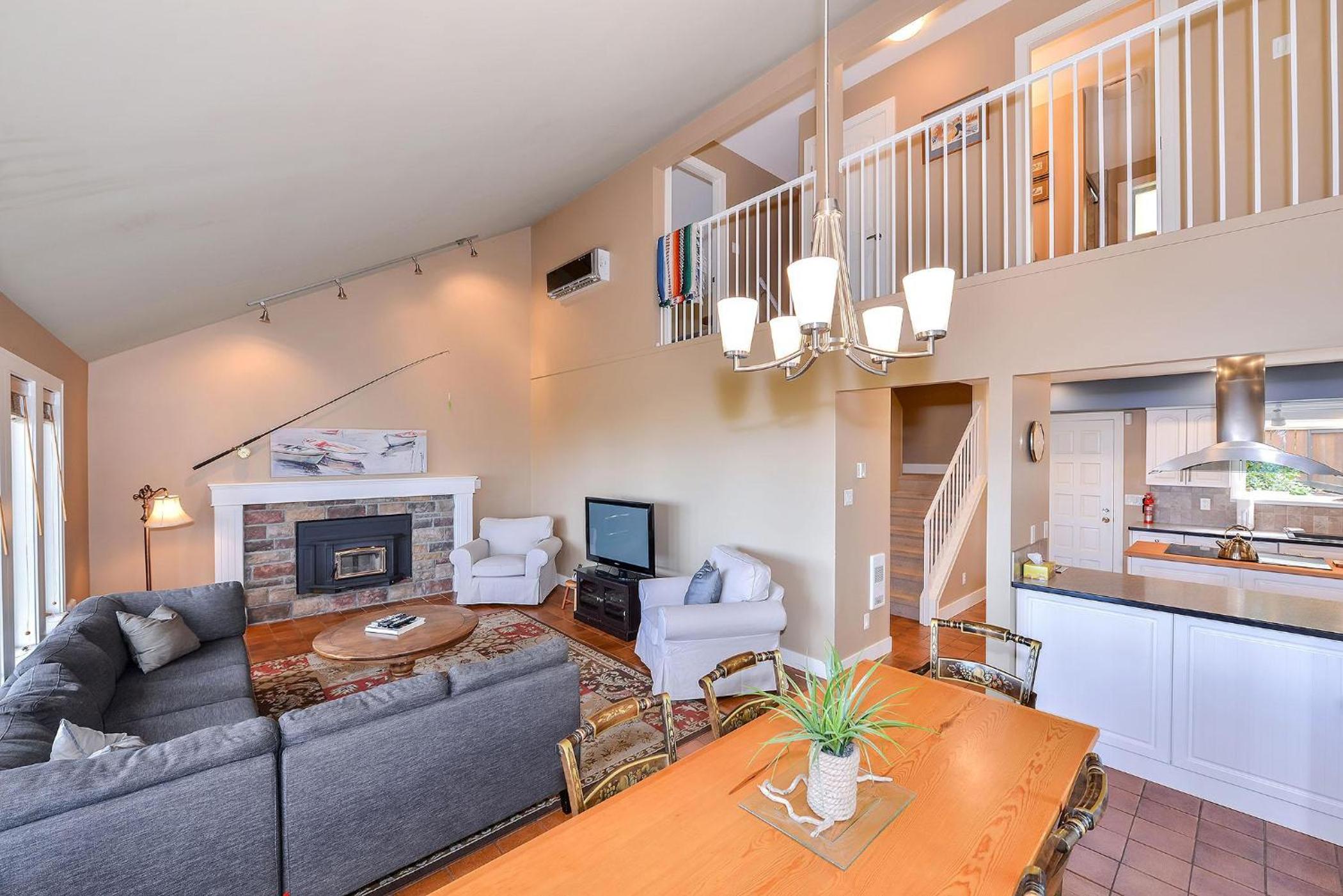 Kye Bay Beach House by EMR Vacation Rentals