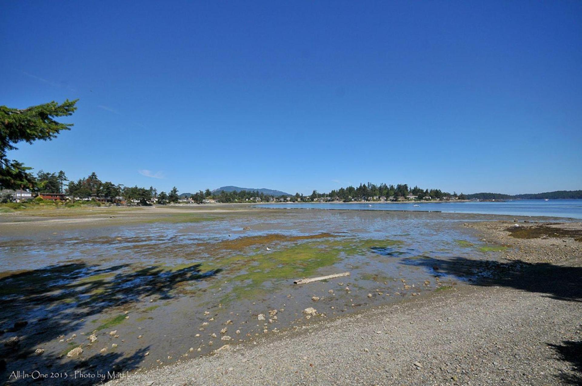 Heron View Cottage by EMR Vacation Rentals