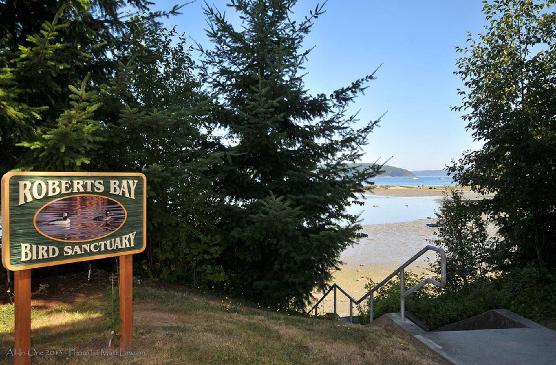 Heron View Cottage by EMR Vacation Rentals