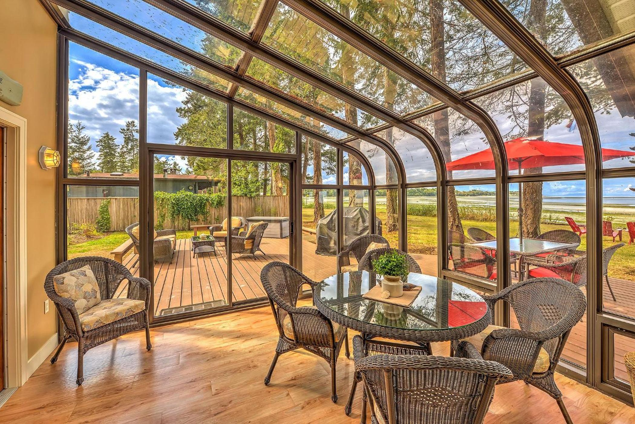 Kye Bay Beach House by EMR Vacation Rentals