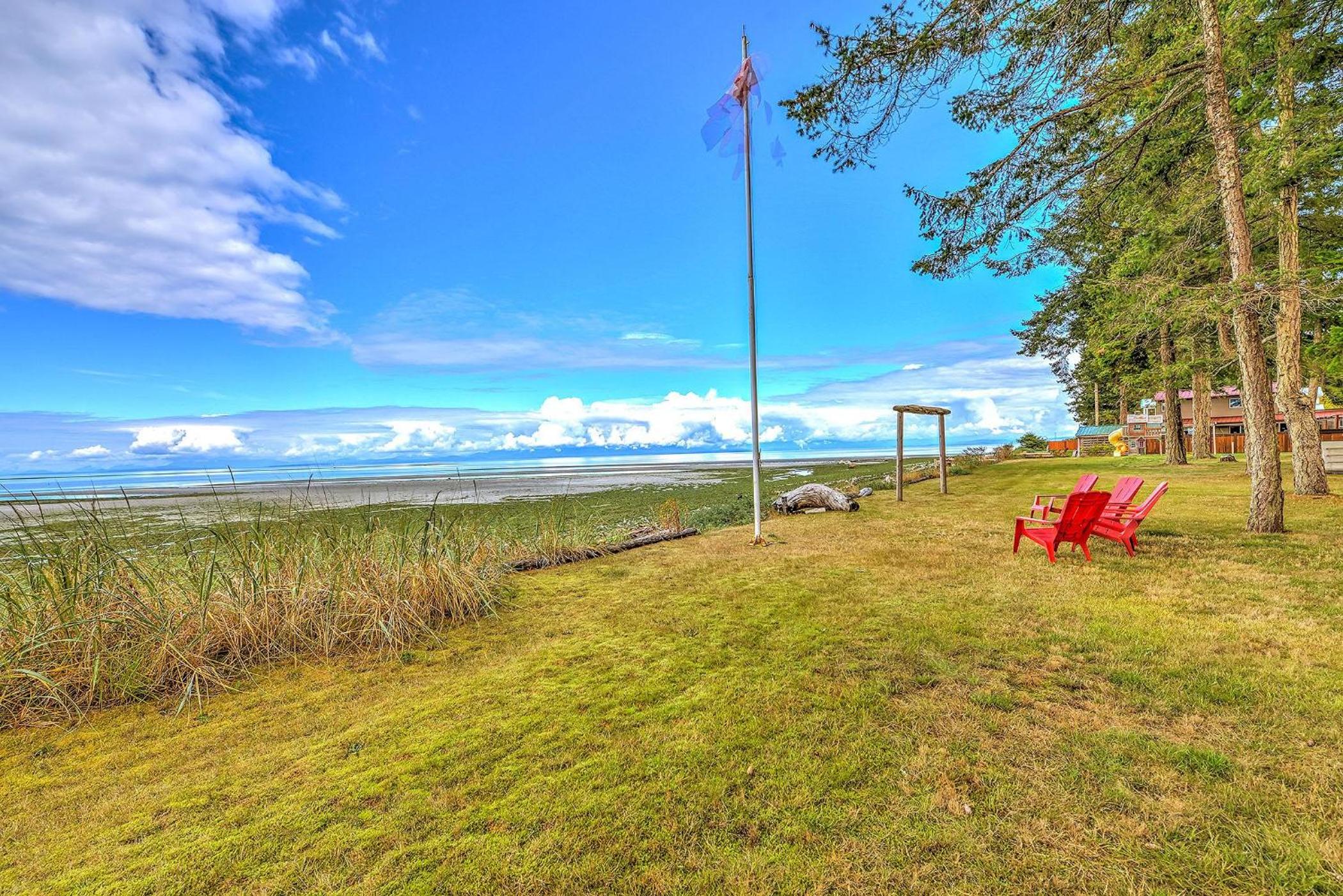 Kye Bay Beach House by EMR Vacation Rentals