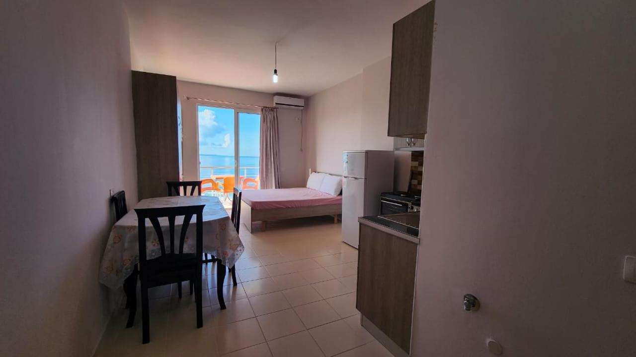 River Sea view Studio