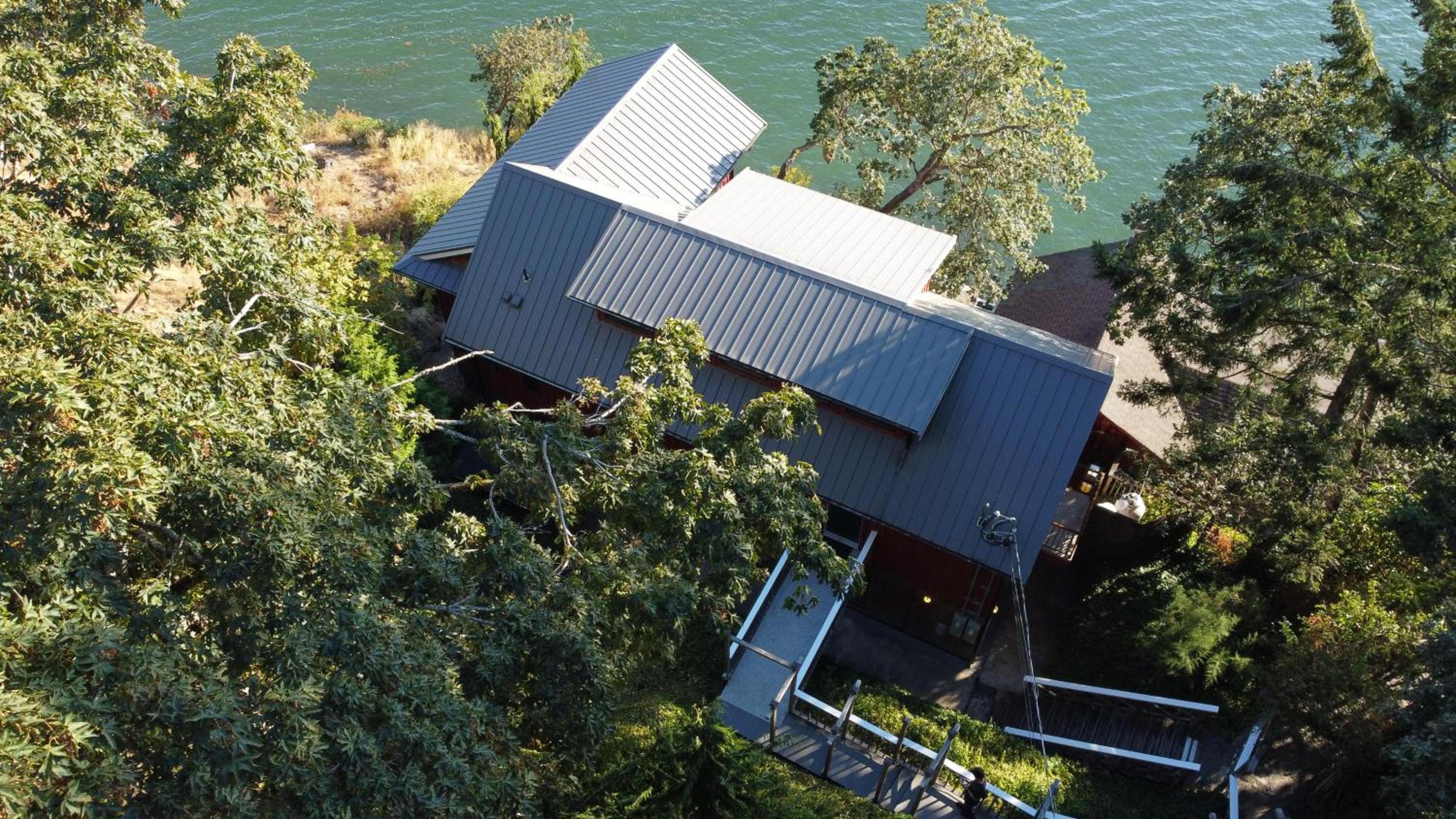Salishan Chief Suite by EMR Vacation Rentals