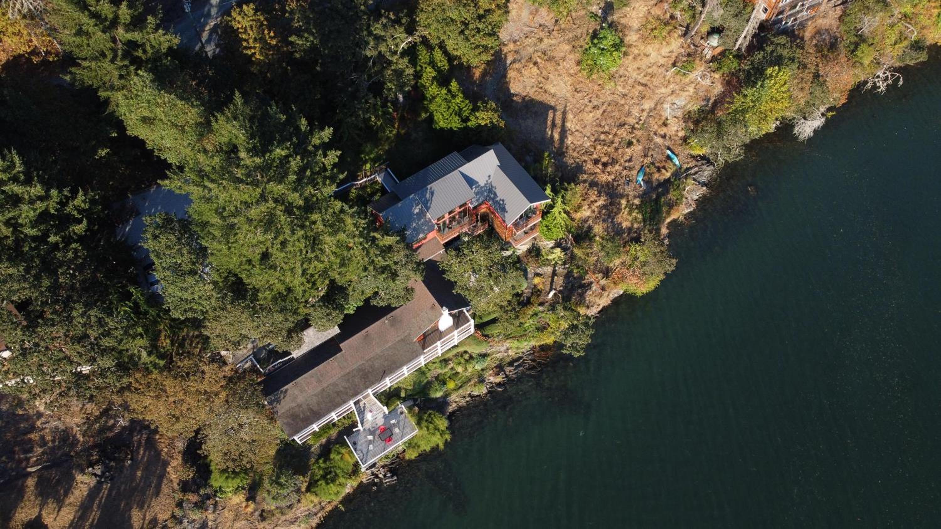Salishan Chief Suite by EMR Vacation Rentals