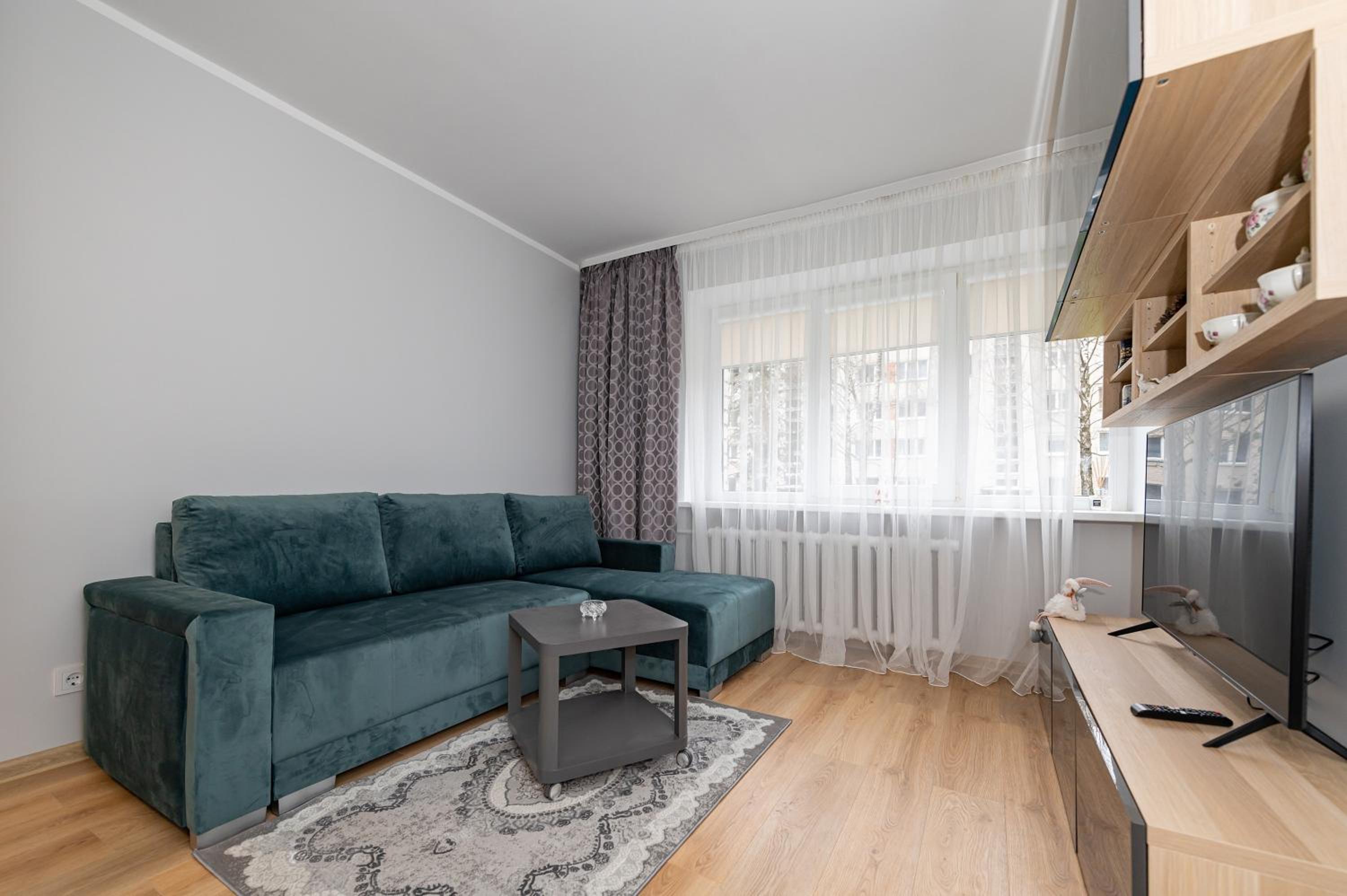 Modern n' lovely apartment by Polo Apartments view 3