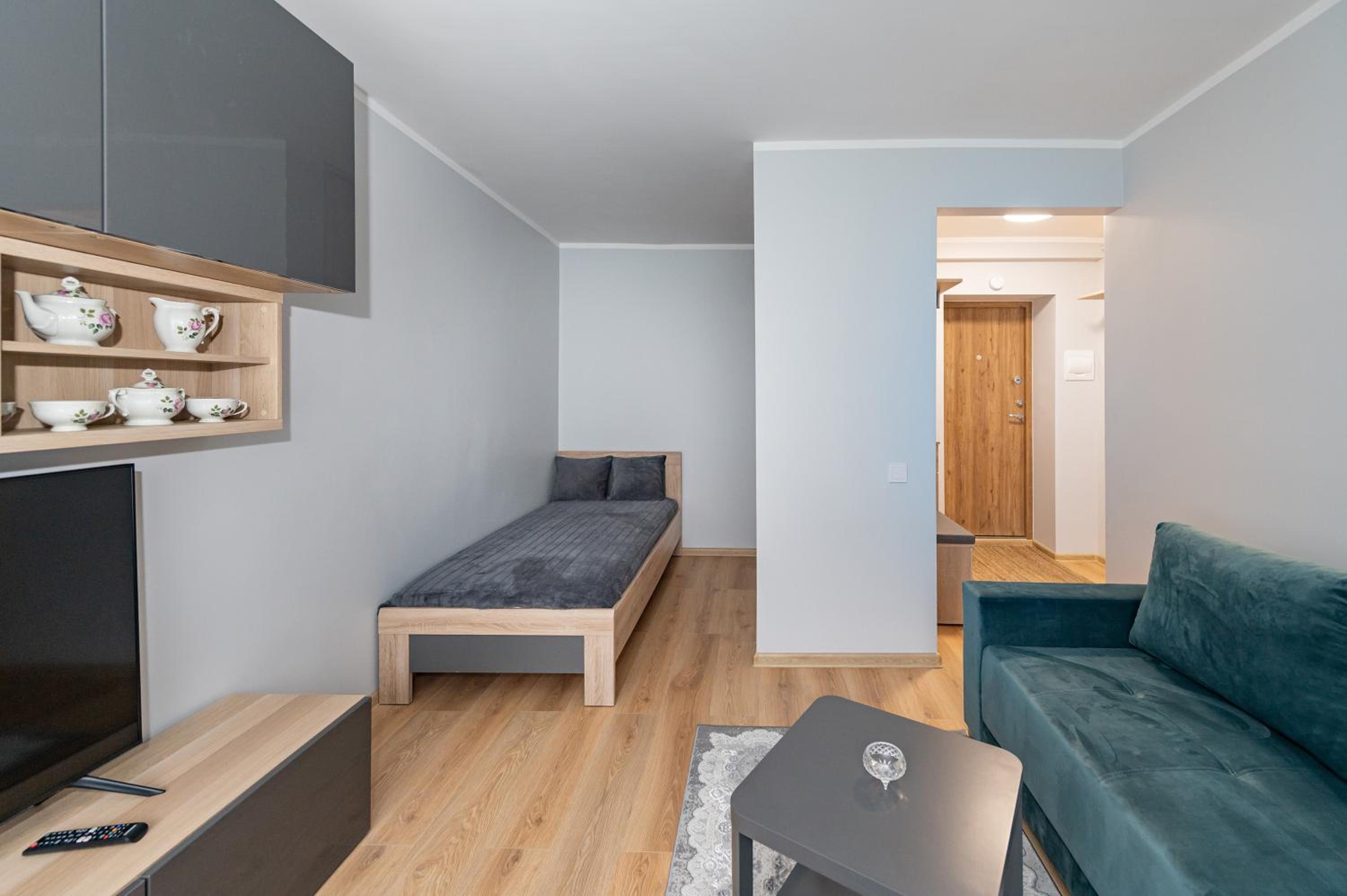 Modern n' lovely apartment by Polo Apartments view 5