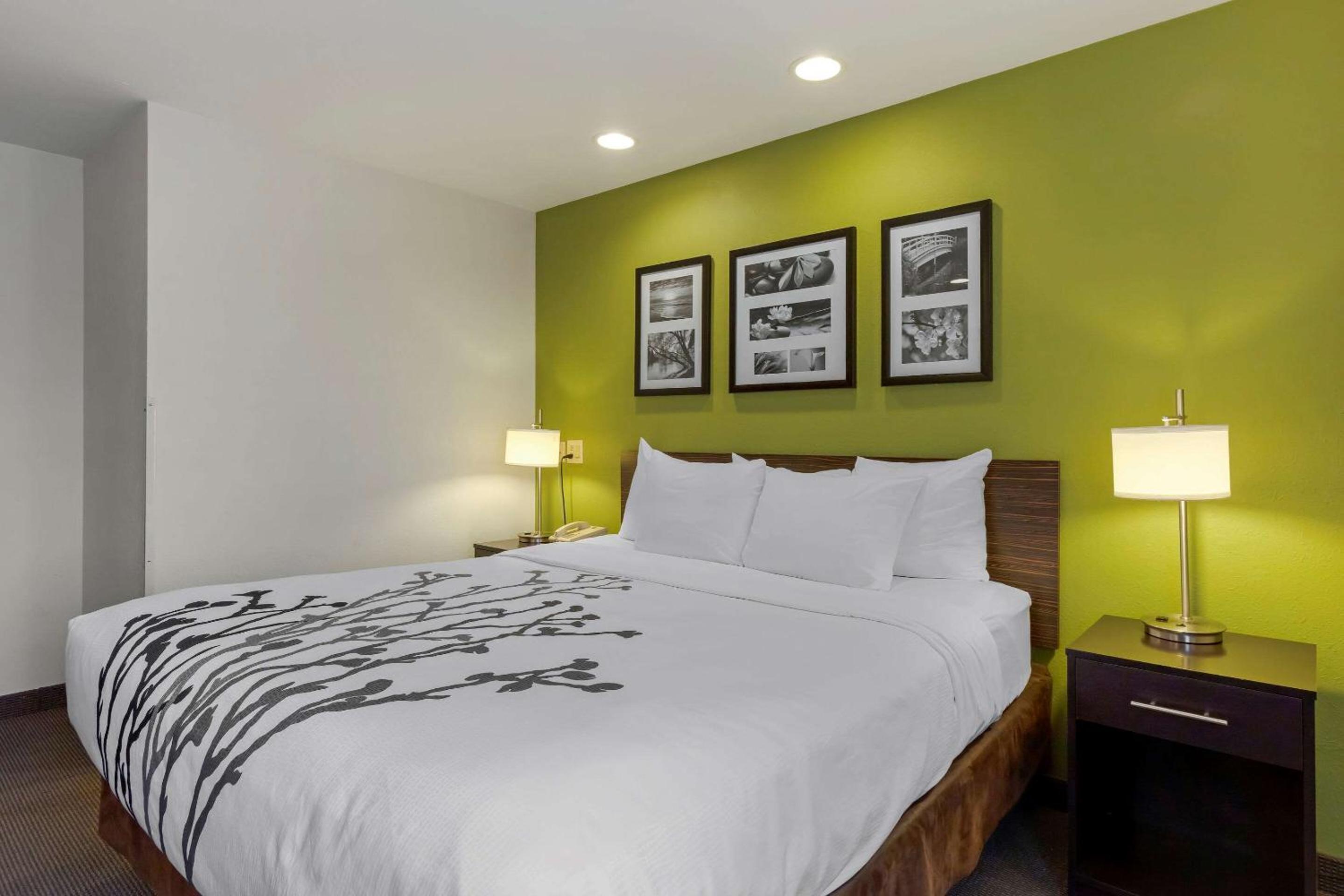Sleep Inn Ontario view 5