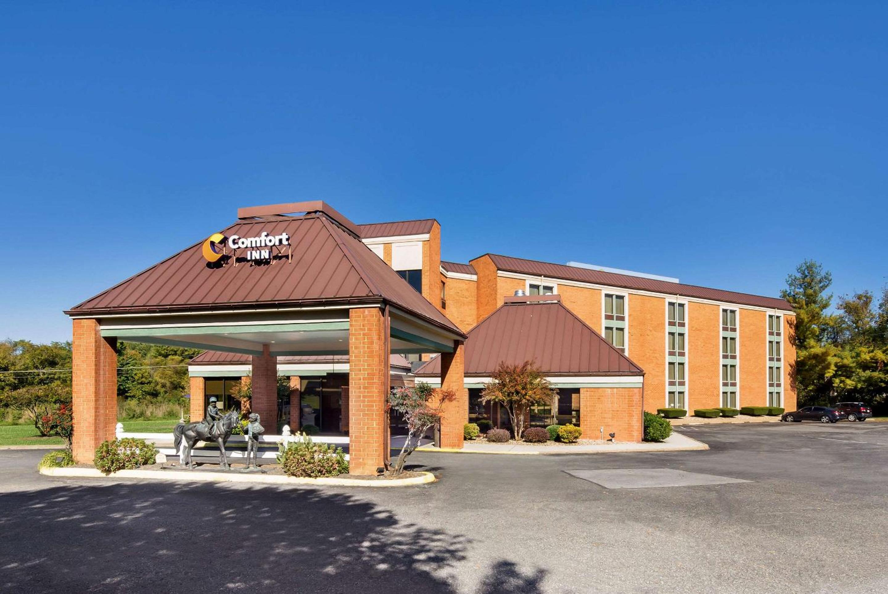 Comfort Inn Lexington Virginia Horse Center - Image 1