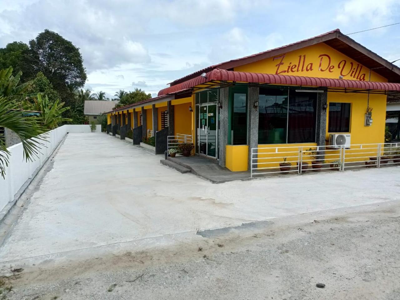 Ziella De Villa — photo 14