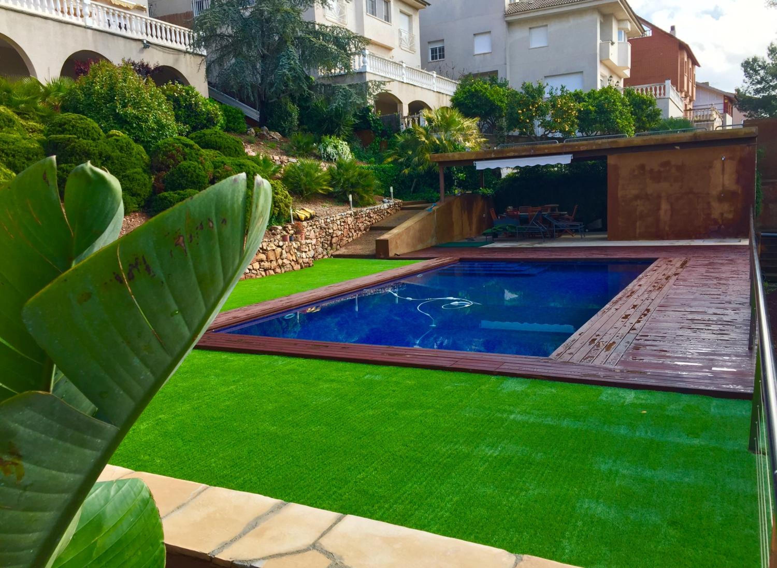Sunny forest Villa near Barcelona