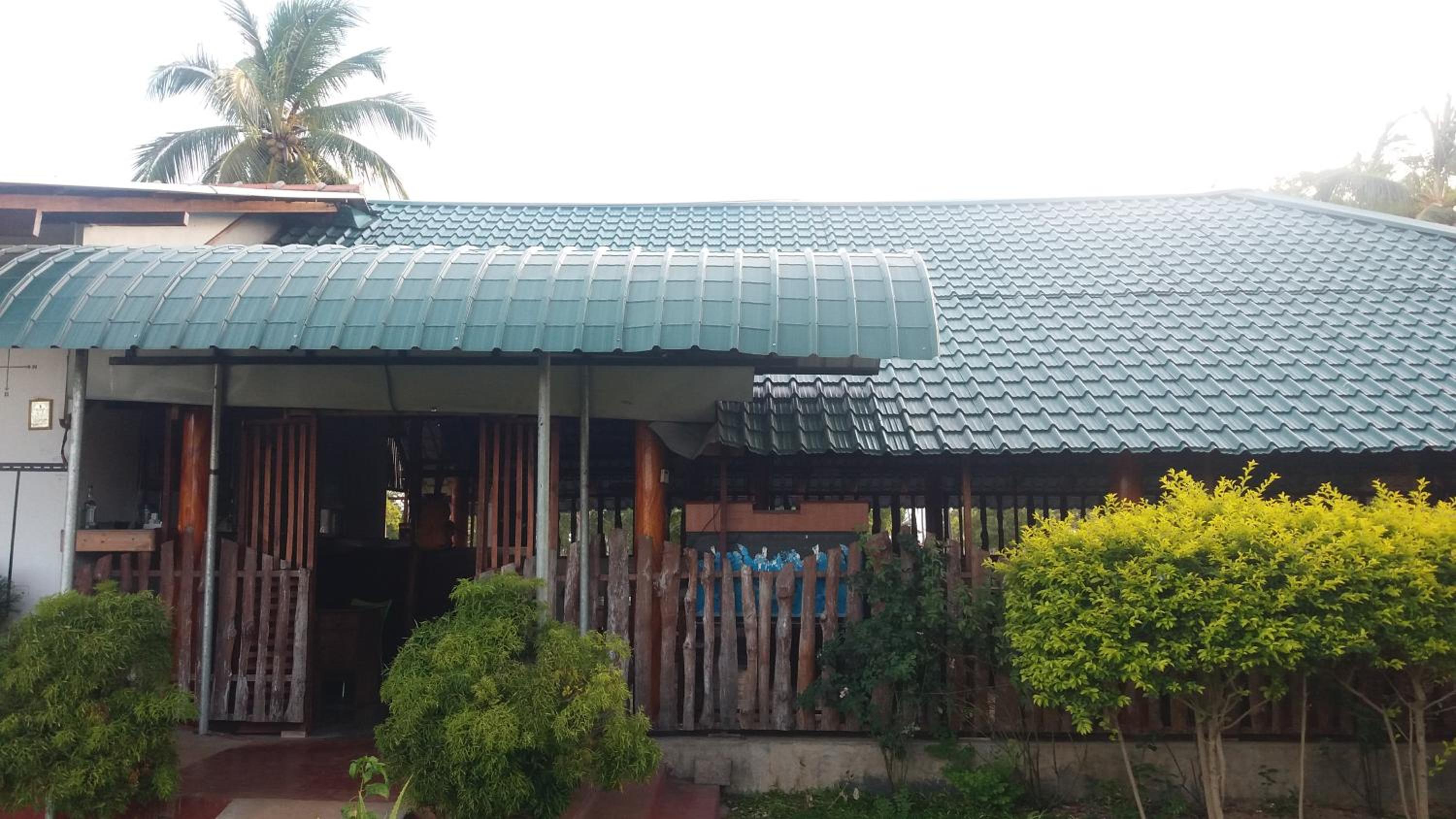 Shan Guest and Restaurant Nilaveli