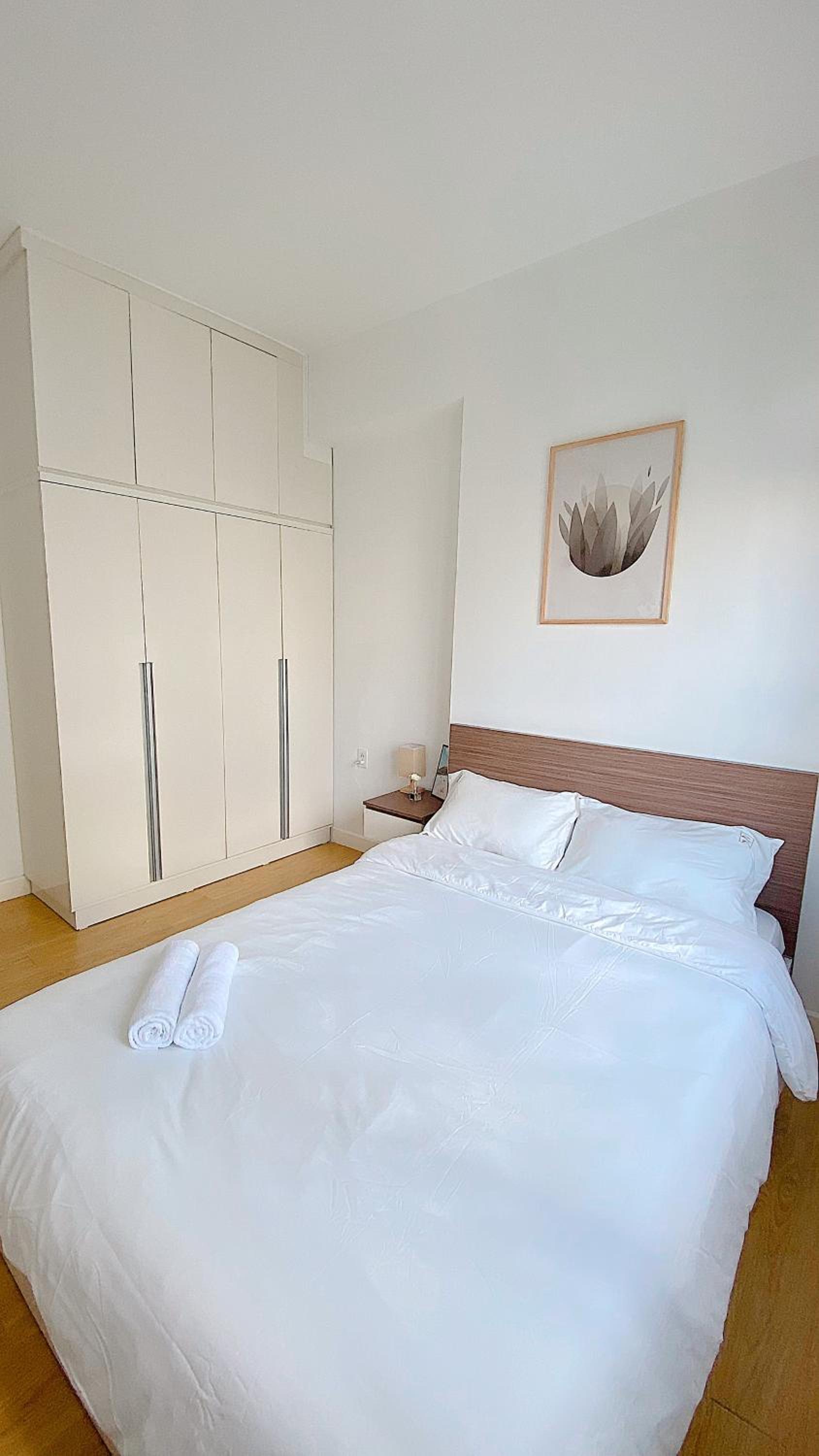 HHomes - Luxury 2 Bedroom with Pool GYM BBQ at Masteri Thao Dien