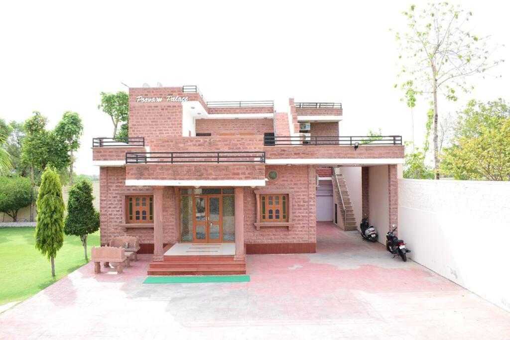 Poonam Palace near by Airport view 5