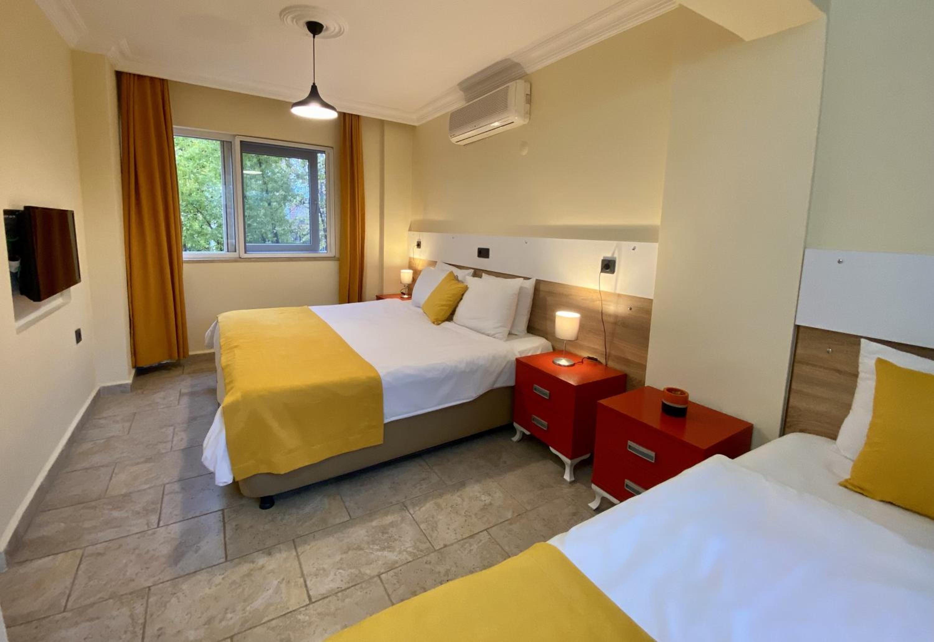 Ten Apart Hotel - Image 37