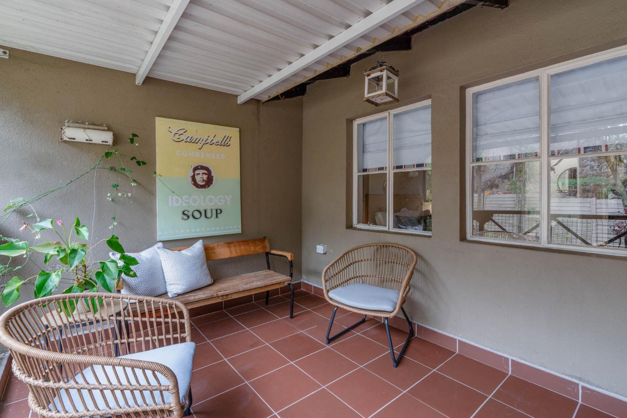 Johannesburg Vacations - Lovely 2 bedroom unit in the heart of Melville 127 - Property Image 4